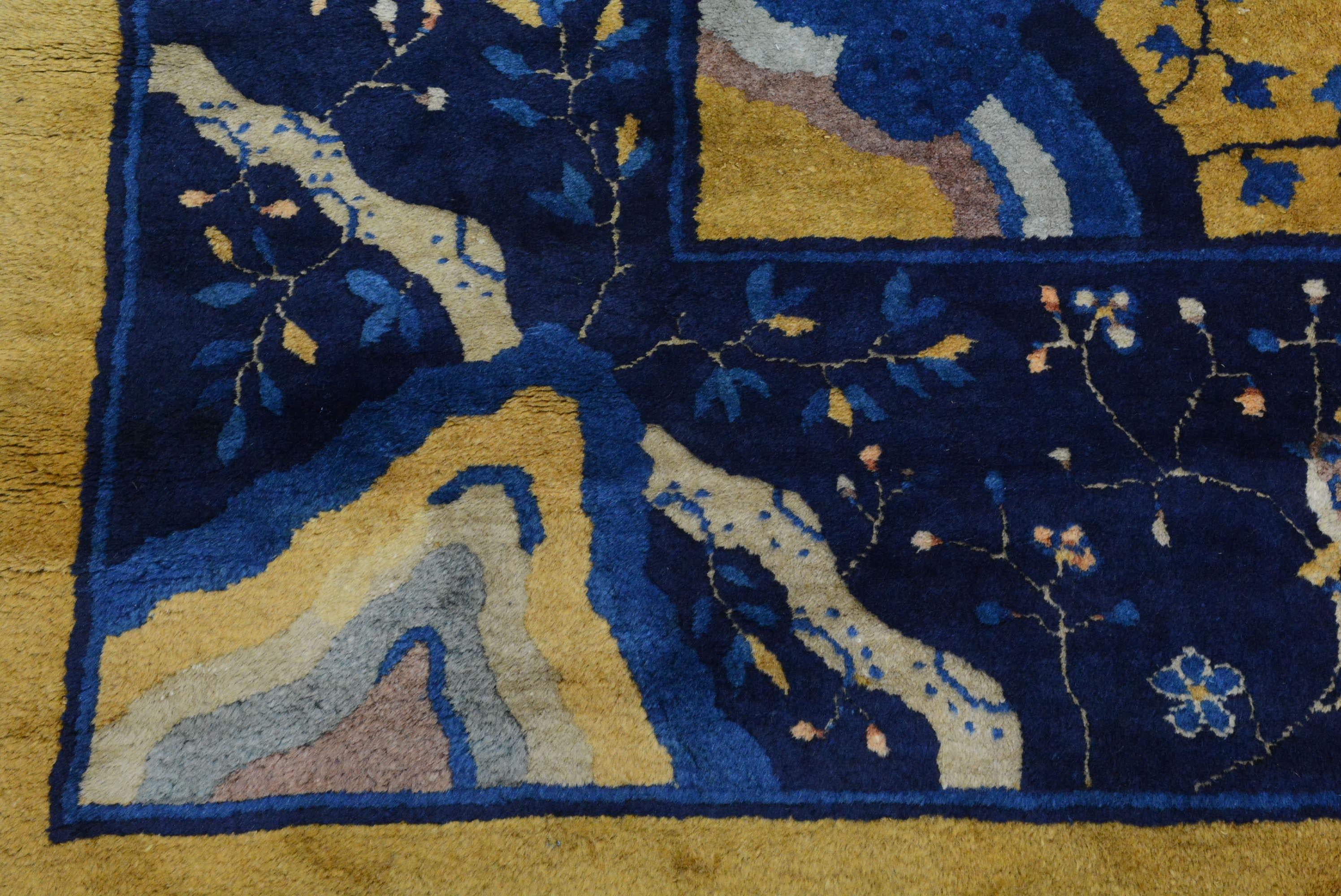 Antique Peking Chinese Carpet In Good Condition For Sale In Closter, NJ