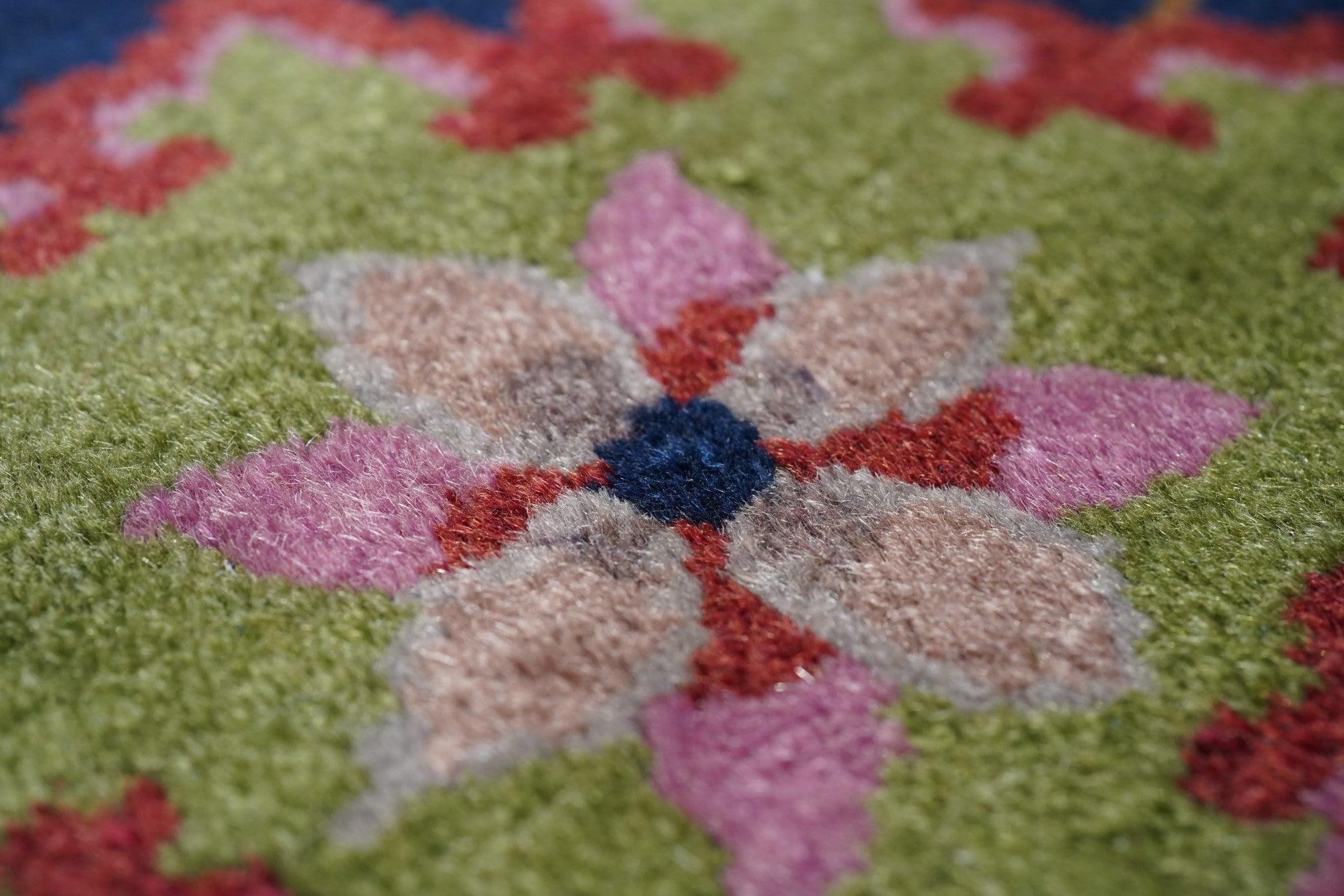 Antique Peking Rug 8'2'' x 9'9'' In Good Condition For Sale In New York, NY