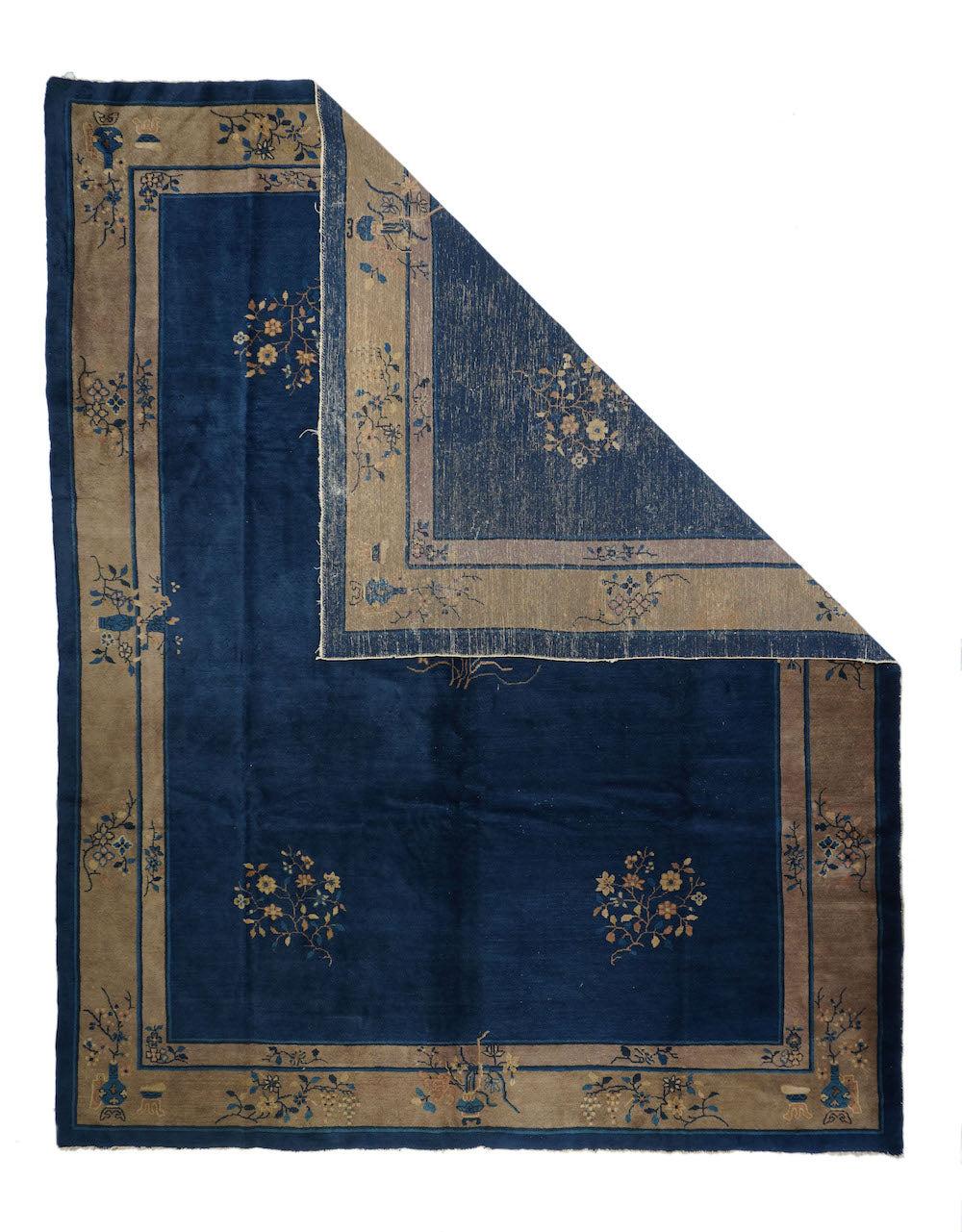 Tapis ancien de Pékin 9'1'' x 11'6''. 