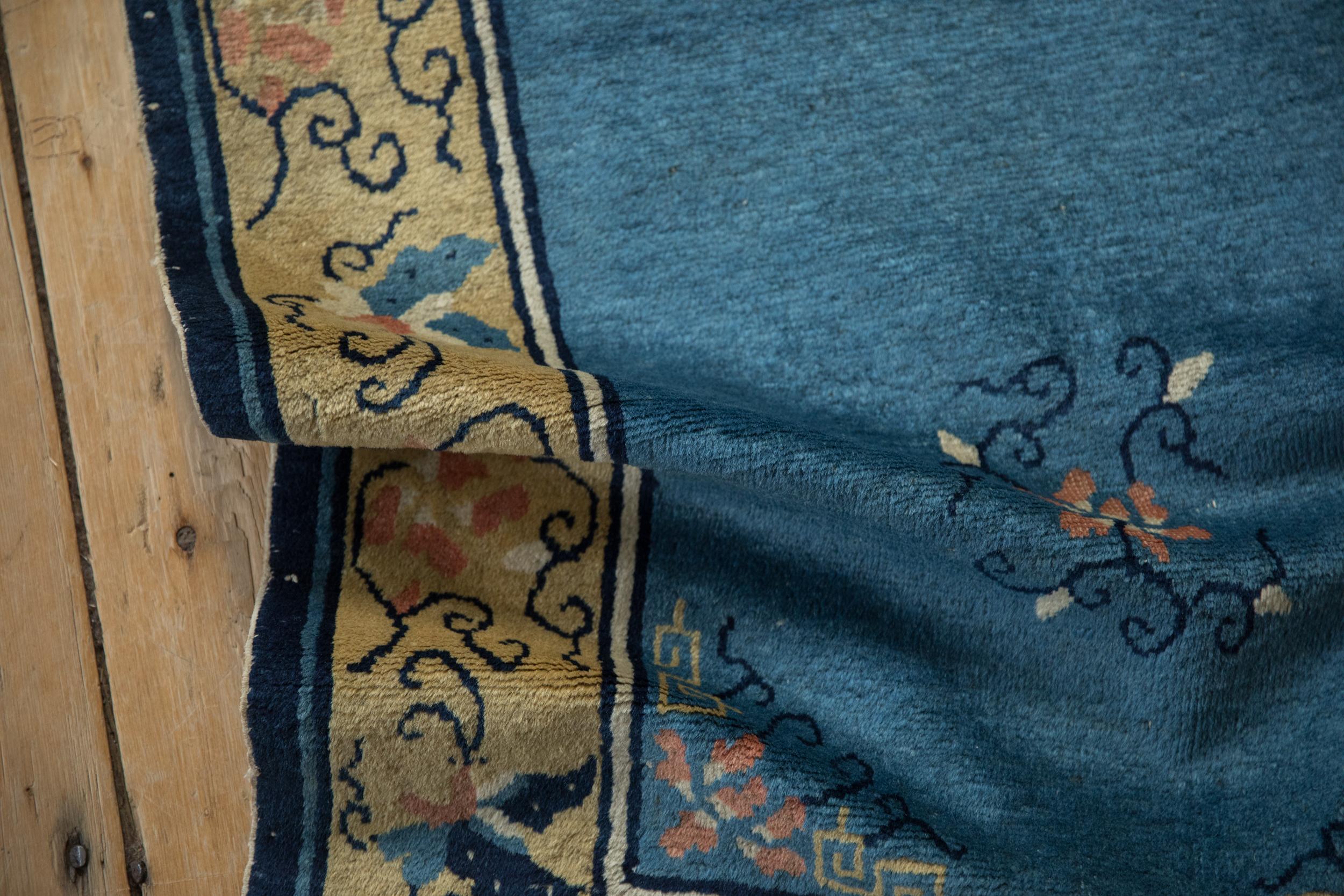 Antiker Pekinger Teppich-Läufer im Zustand „Gut“ im Angebot in Katonah, NY