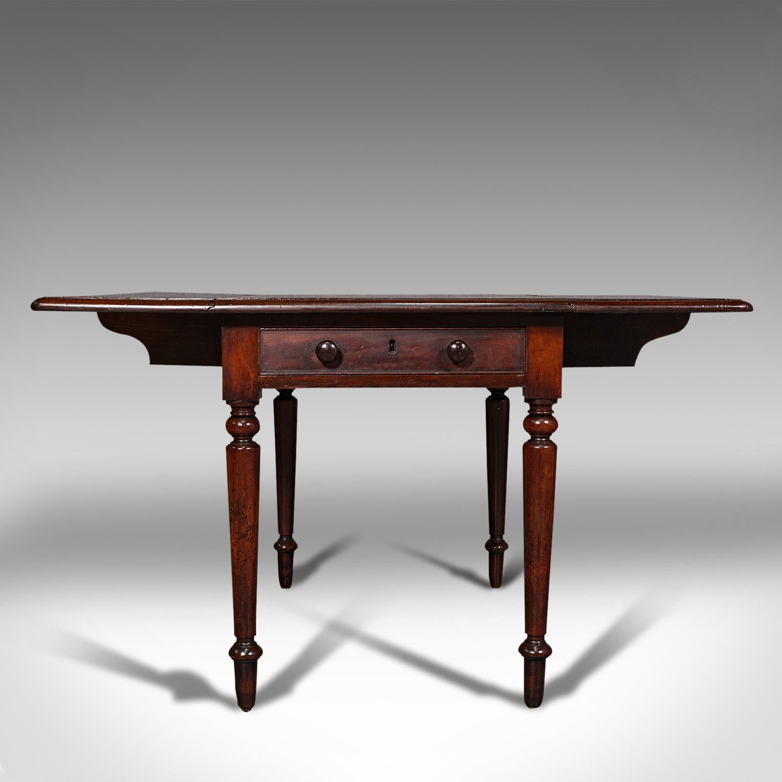 Acajou Table antique Pembroke, Anglaise, acajou, rallonge, salle à manger, Régence, vers 1820 en vente