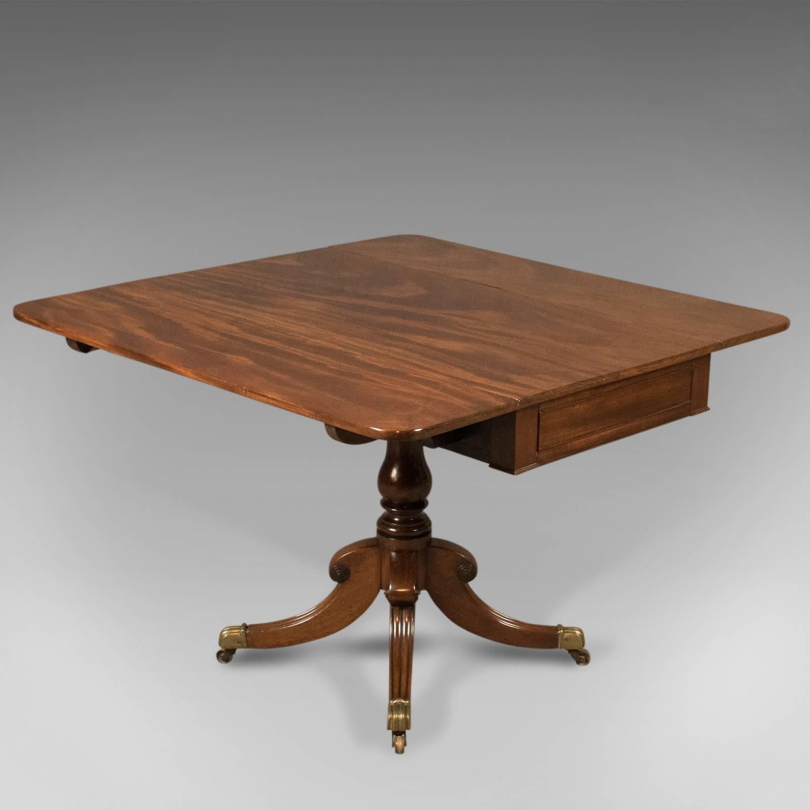 Table Pembroke antique Regency:: anglaise:: vers 1820 en vente 1
