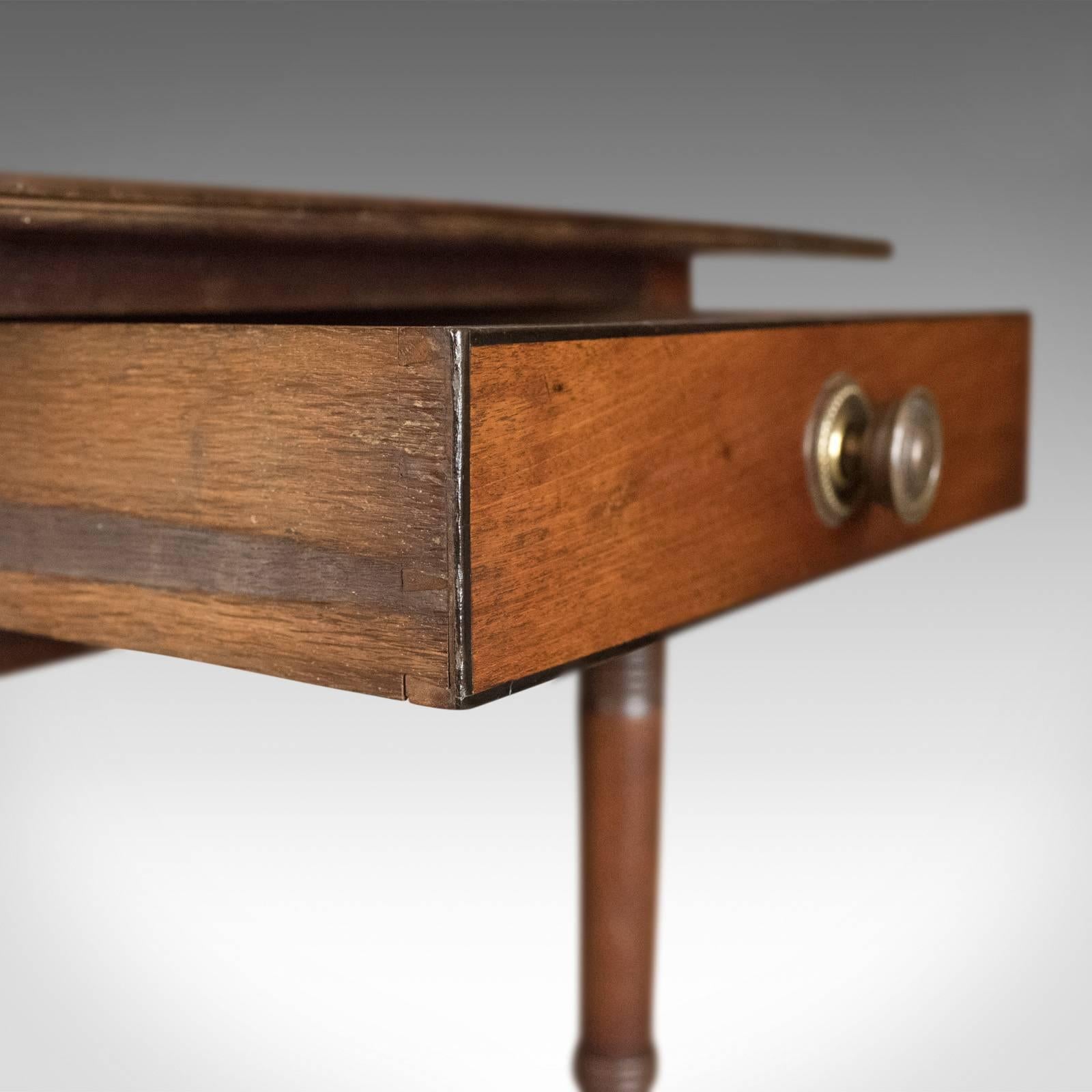 Antique Pembroke Table in Mahogany, English, Georgian, circa 1820 3