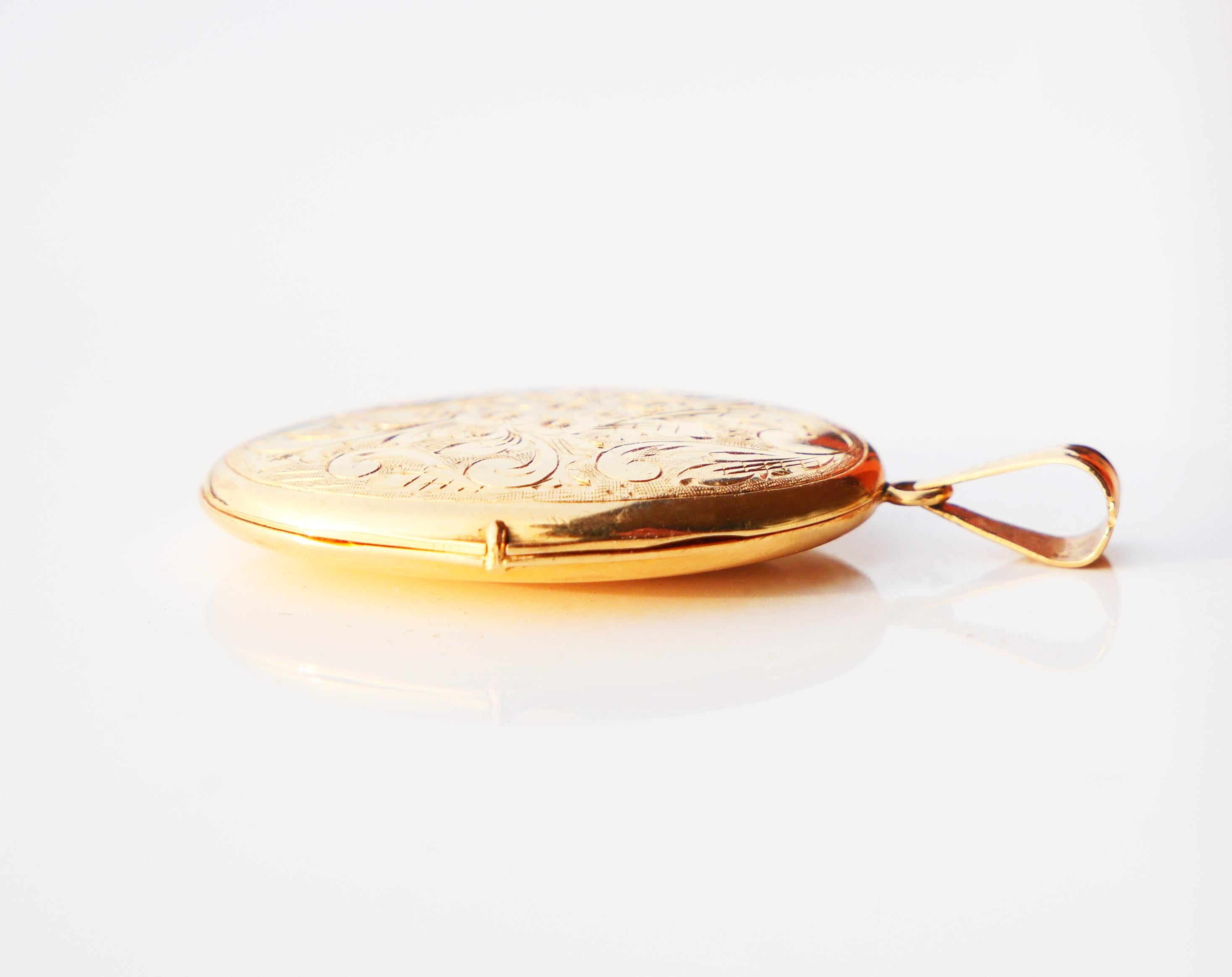 Antique Pendant Picture Locket solid 18K Yellow Gold / 6.72 gr For Sale 6