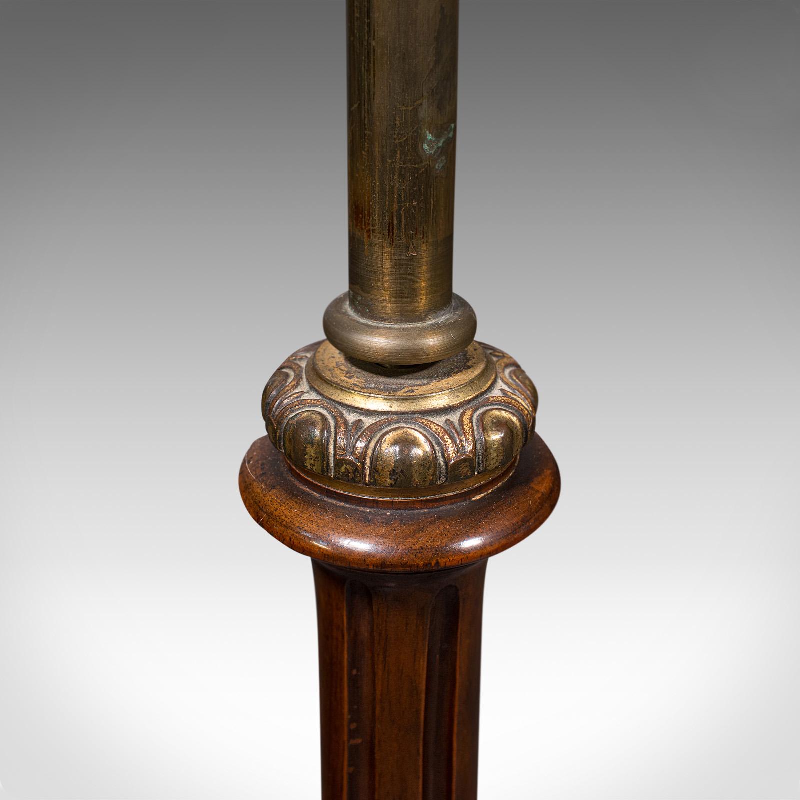 Antique Pendant Pole Screen, English Walnut, Fireside, Decorative Stand, Regency For Sale 3