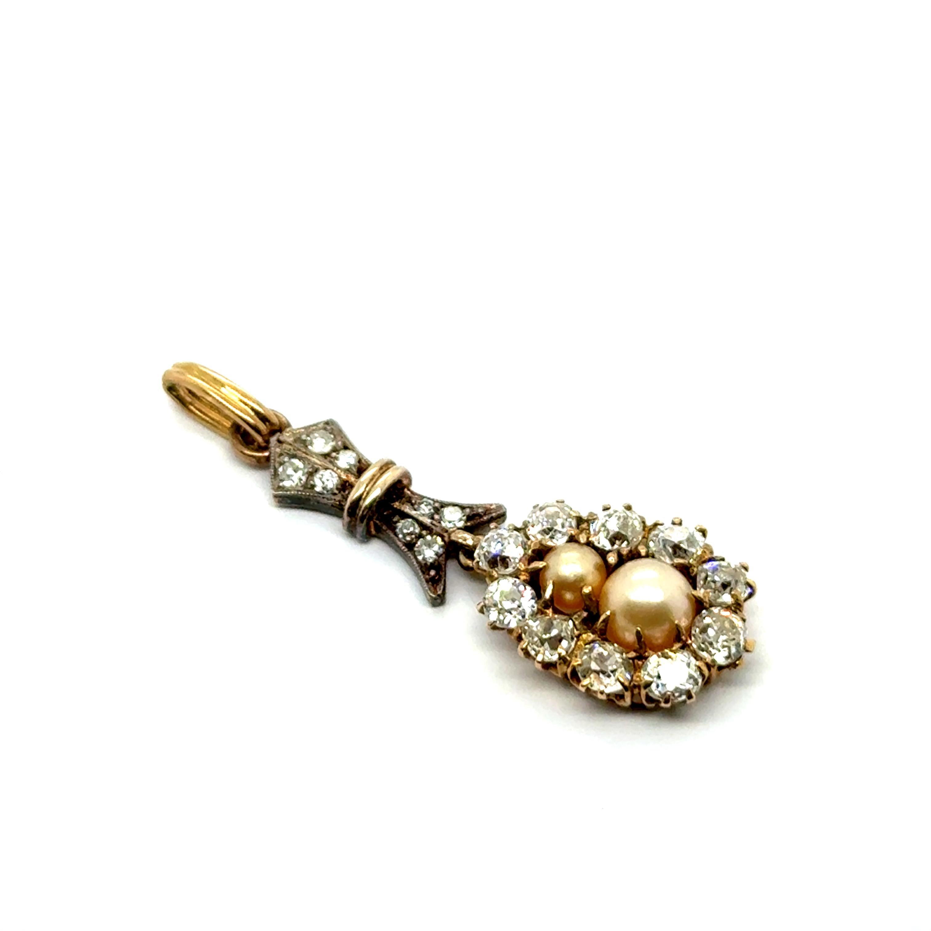 Antique Pendant with Natural Pearls & Old Cut Diamonds in Gold & Silver For Sale 7