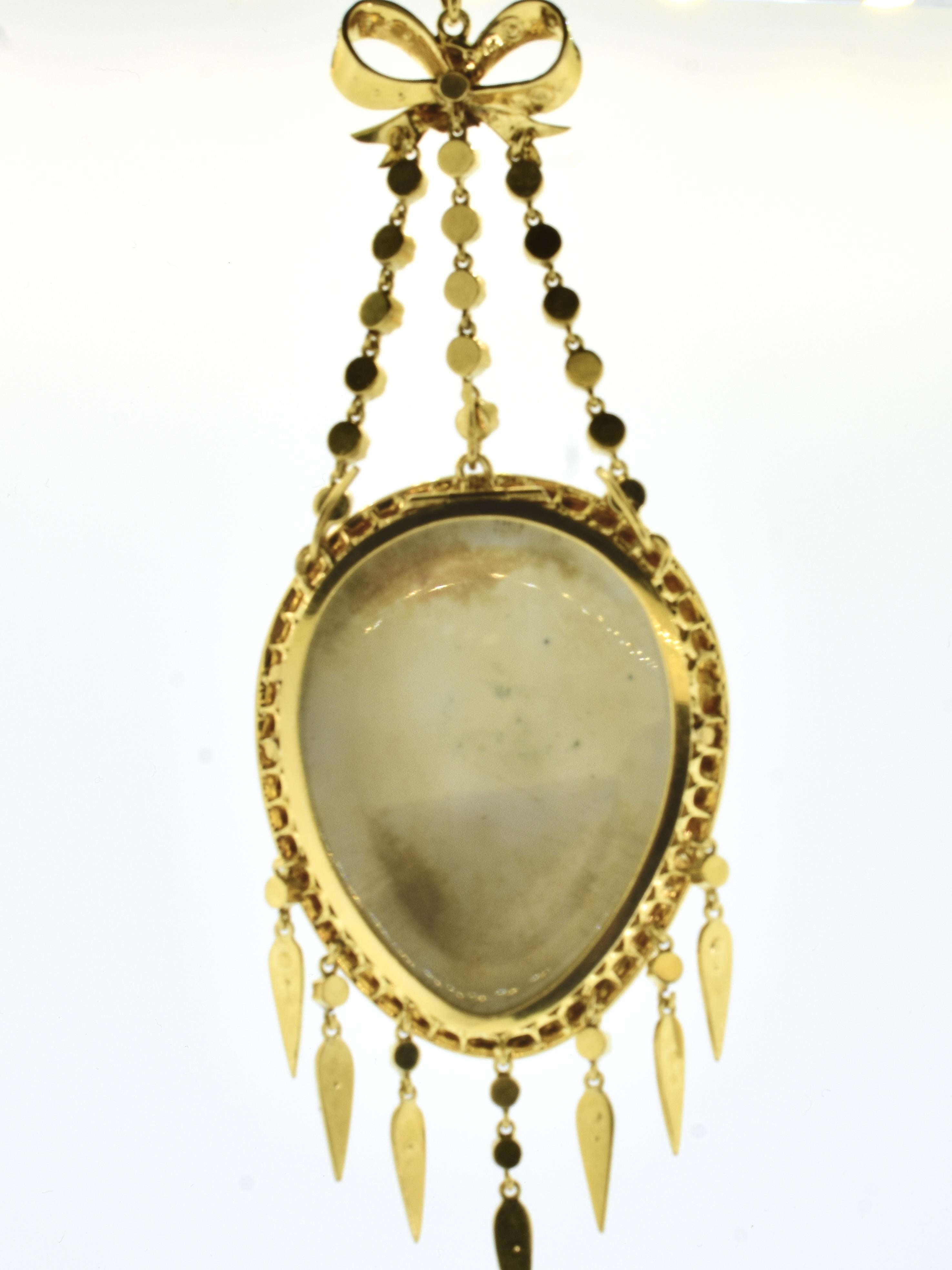 Antique Pendant with Very fine portrait enamel of Cherubs, 18K, French, c. 1860 For Sale 5