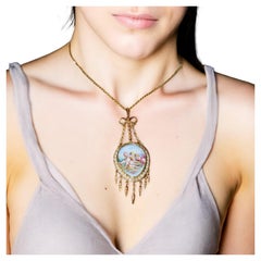 Pendentif ancien avec très beau émail portrait de chérubins, 18 carats, français, vers 1860