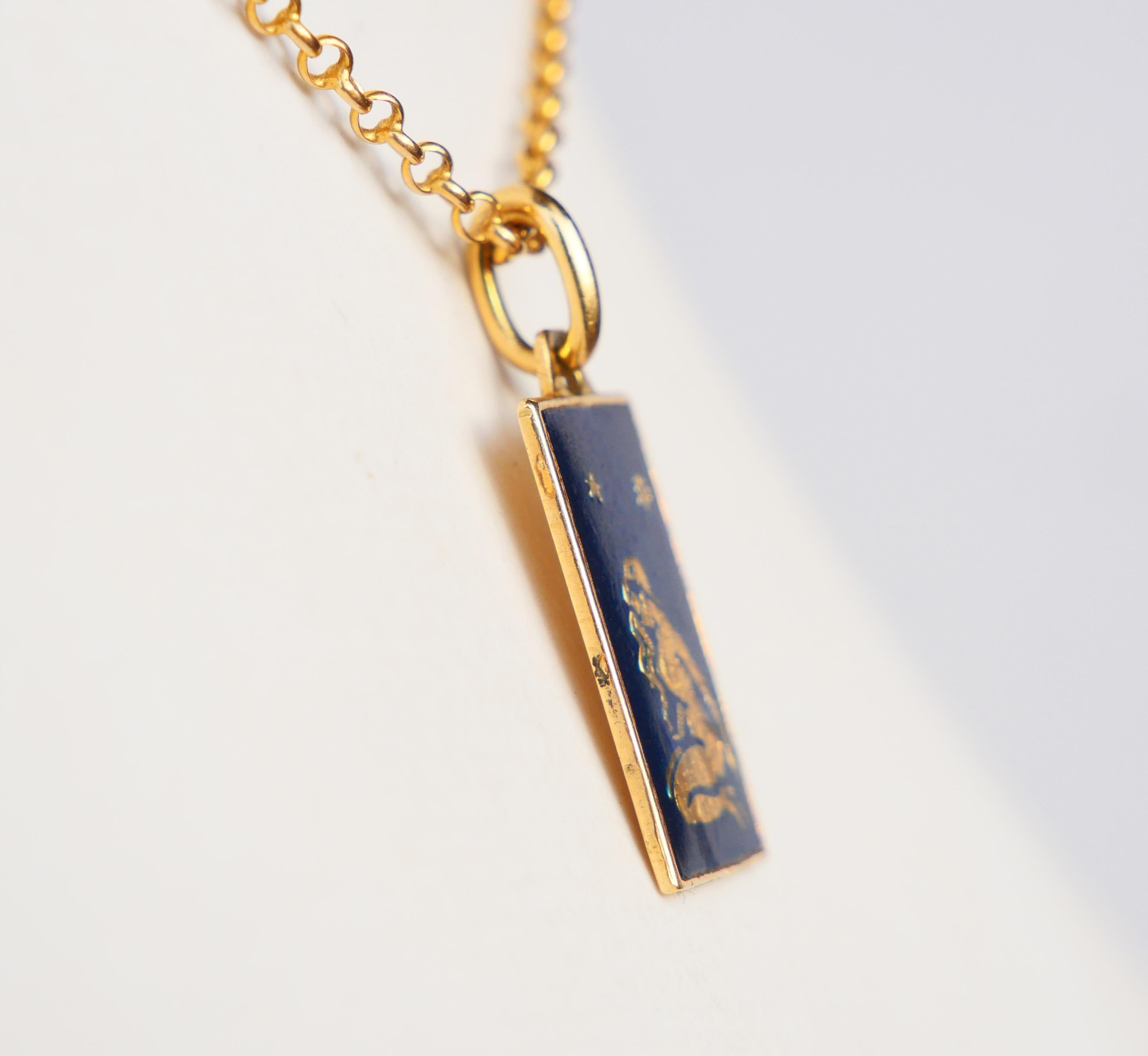 Vintage Pendant Zodiac Constellation Virgo Maiden Enamel solid 18K Gold / 3.11gr For Sale 1