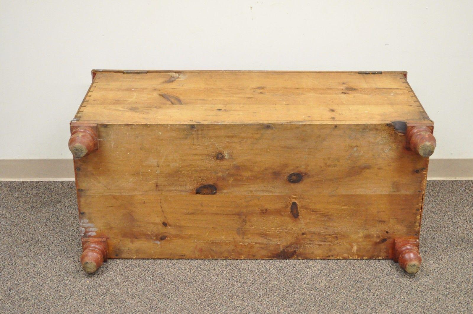 Antique Pennsylvania Dovetailed Red Painted Rustic Primitive Blanket Chest Trunk For Sale 2