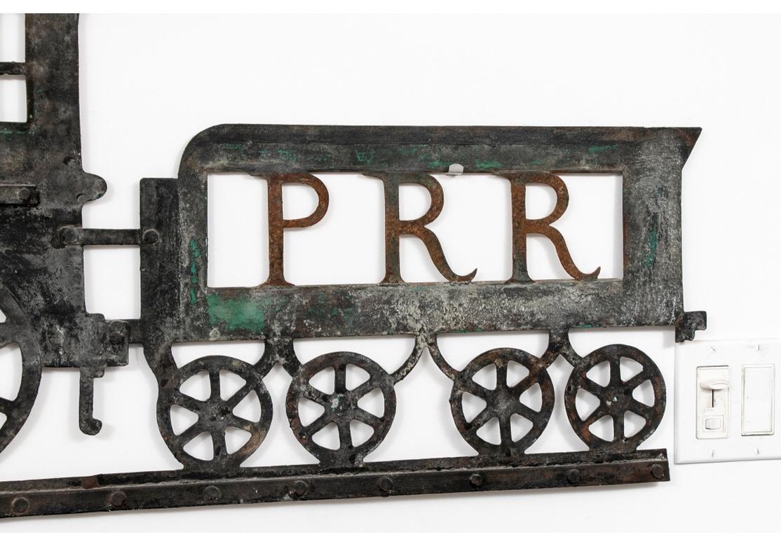 Antikes antikes Pennsylvania Volkskunst-Schild aus bemaltem Eisen, Eisenbahn (19. Jahrhundert) im Angebot