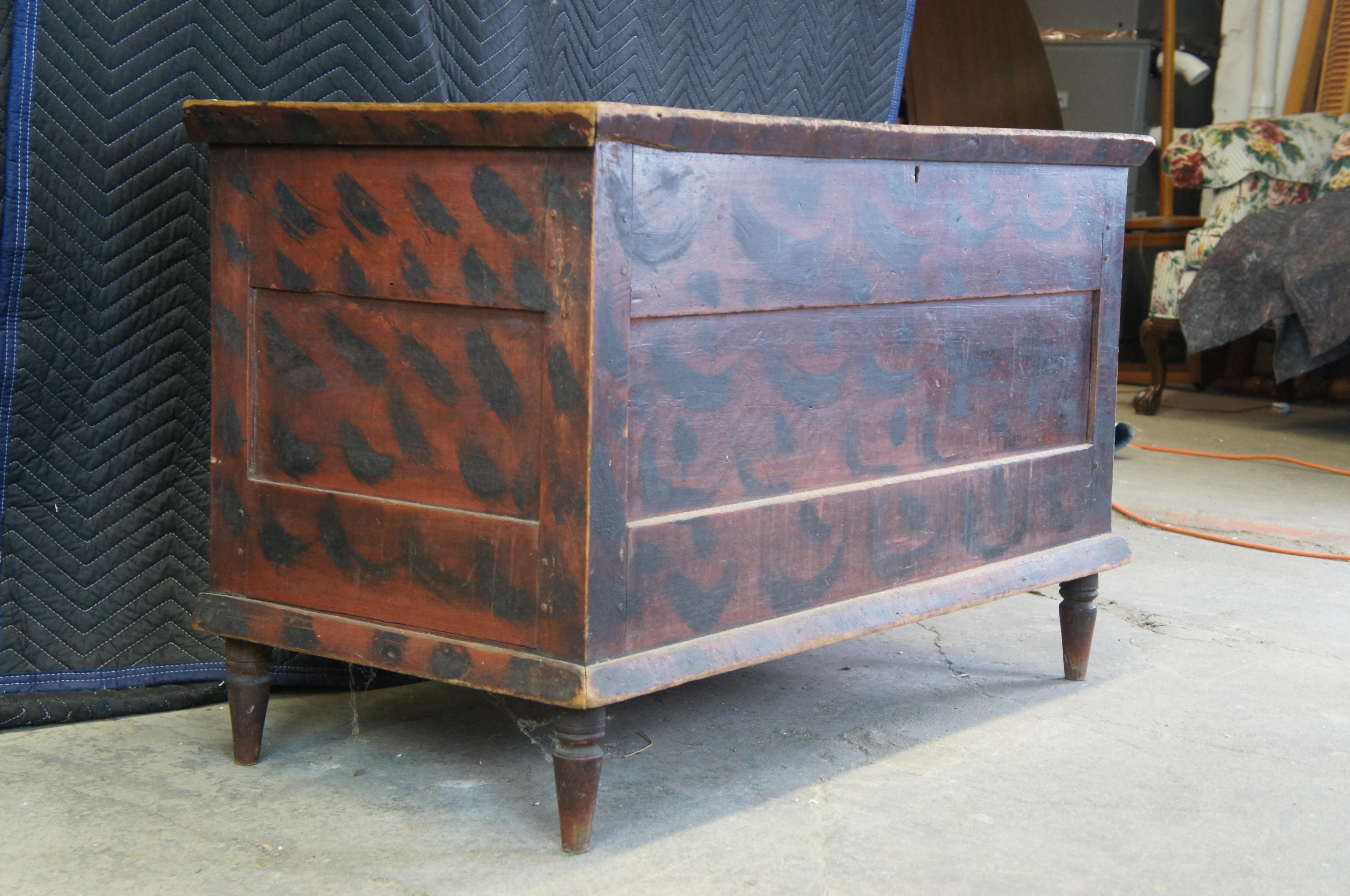 Antique Pennsylvania Pine Smoke Painted Footed Blanket Chest Storage Trunk In Good Condition In Dayton, OH
