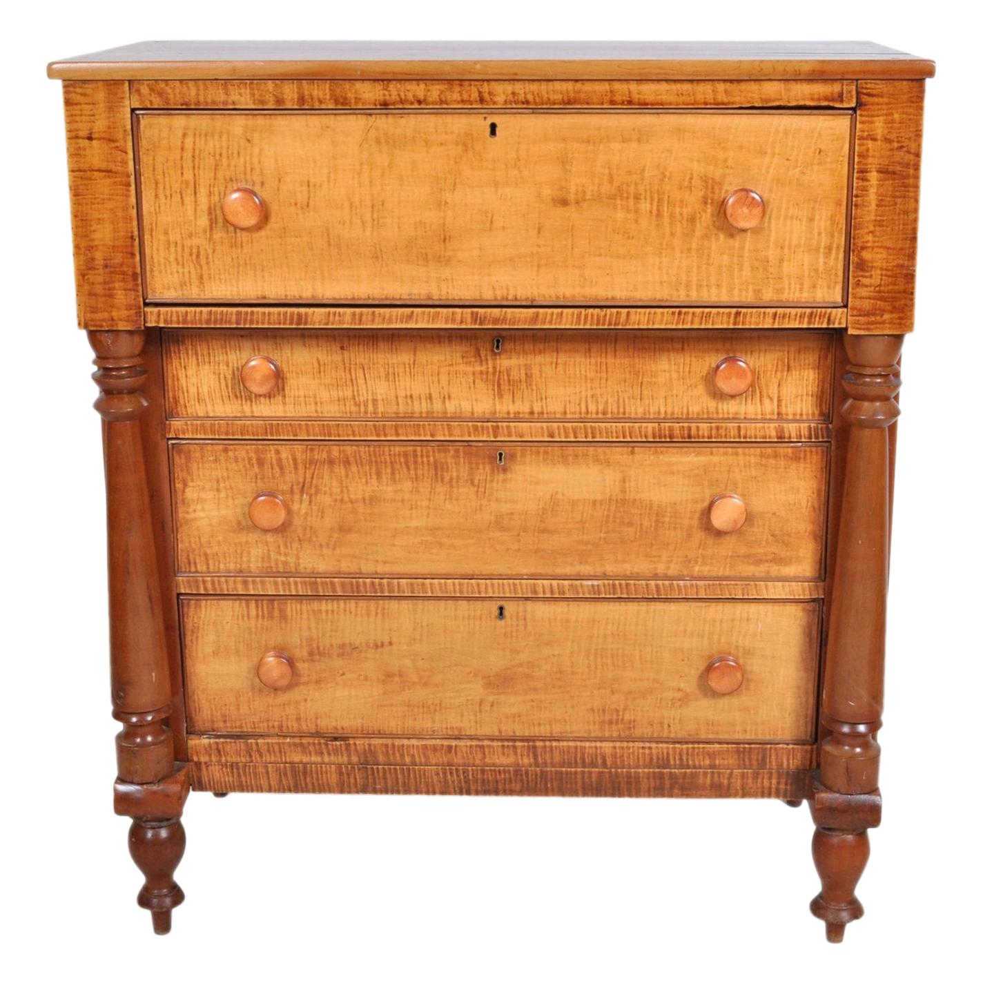 Antique Pennsylvanian 'Tiger Maple' Chest of Drawers, circa 1840