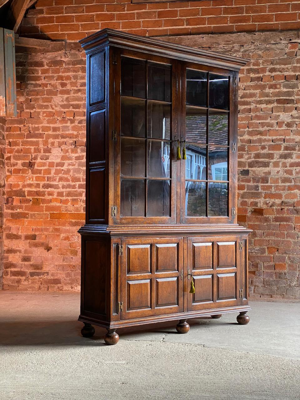 British Antique Pepys Style Library Bookcase Oak Titchmarsh & Goodwin Style, circa 1960