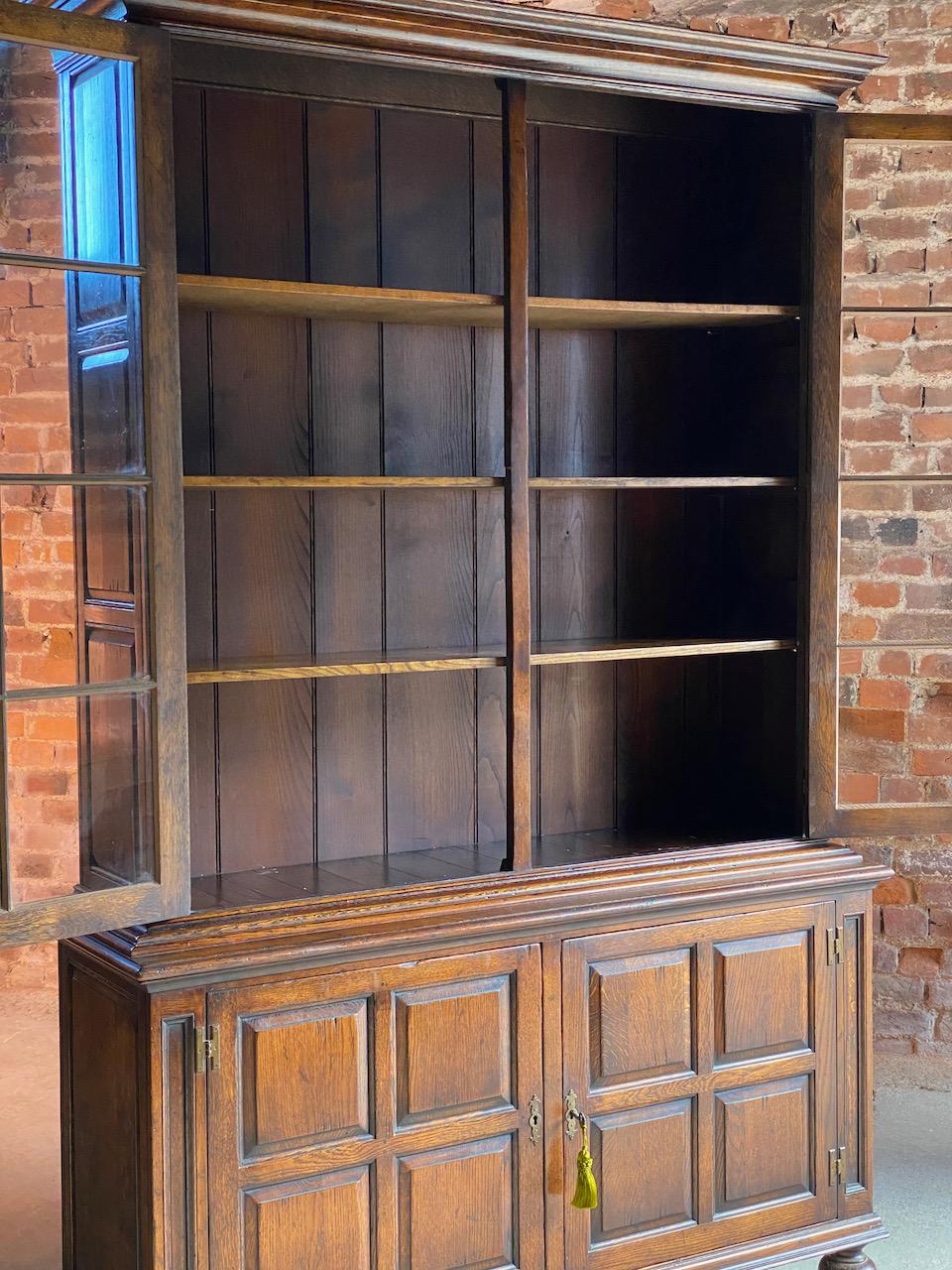 Antique Pepys Style Library Bookcase Oak Titchmarsh & Goodwin Style, circa 1960 1