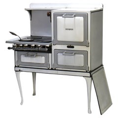 Antique Perfection Stove Co. New Process Enameled Stove Model CR-6-42 C1929