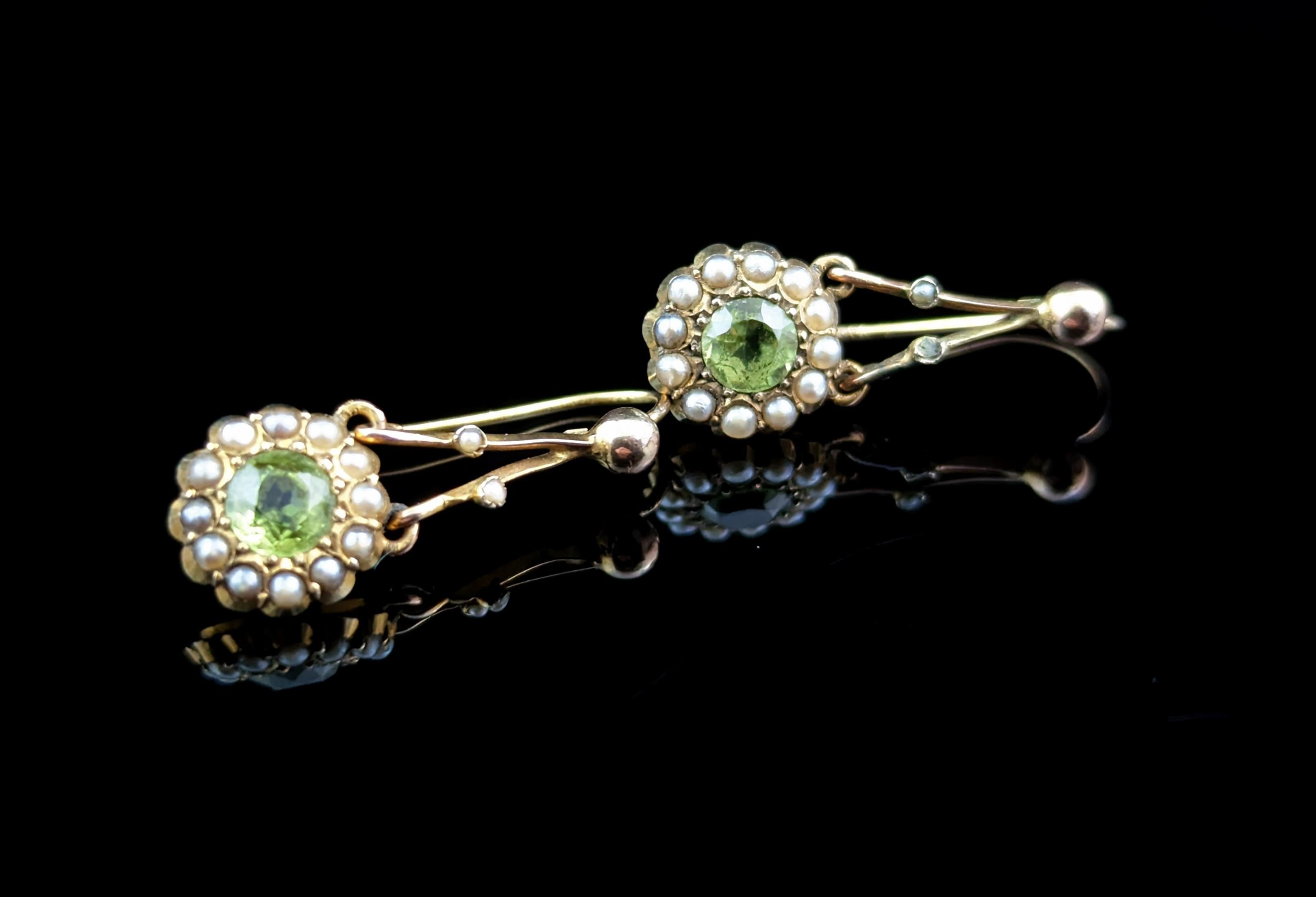 Antique Peridot and Pearl Drop Earrings, 9k Gold, Edwardian In Fair Condition In NEWARK, GB