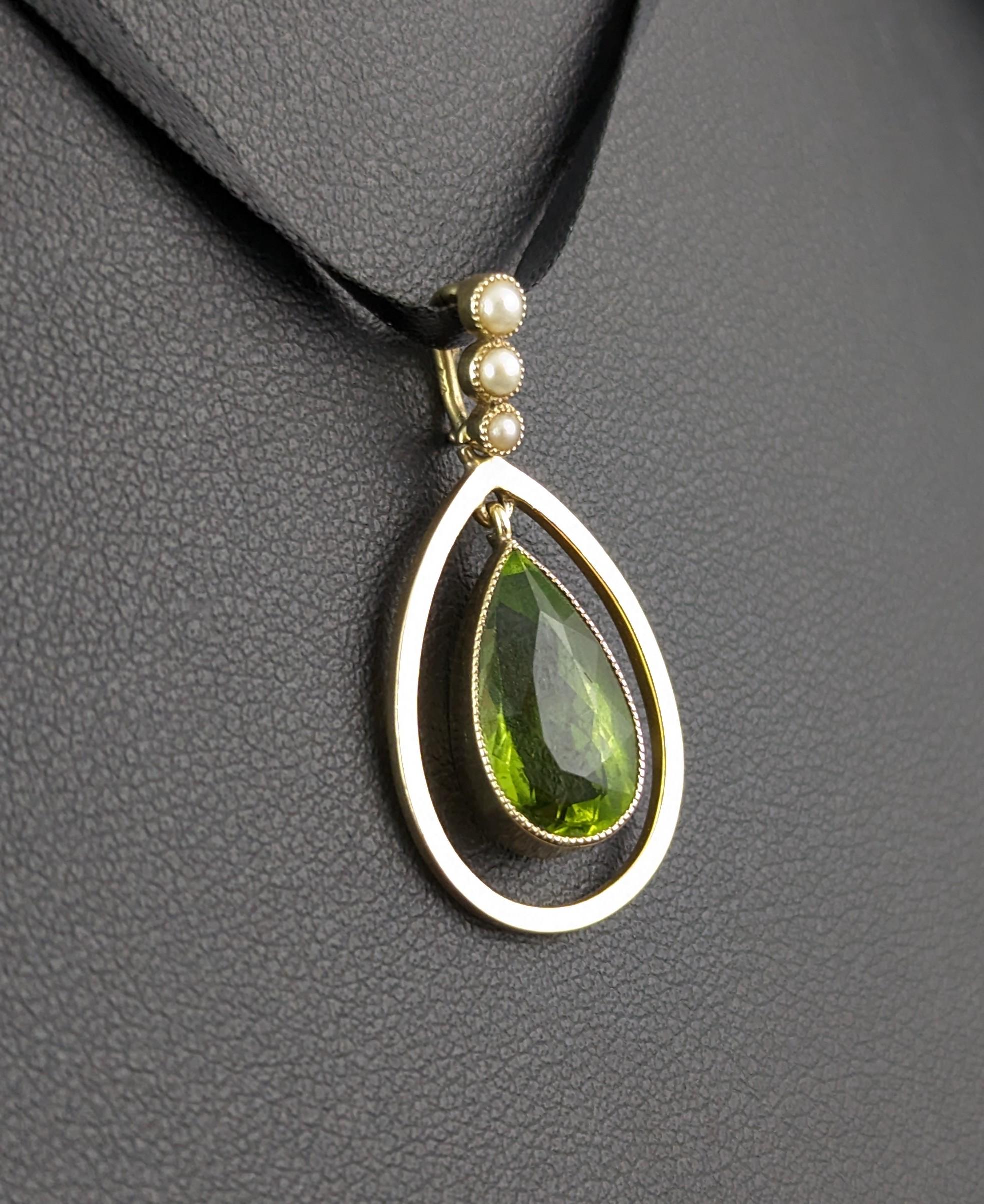 Women's Antique Peridot and seed pearl pendant, 9k gold, Art Nouveau 