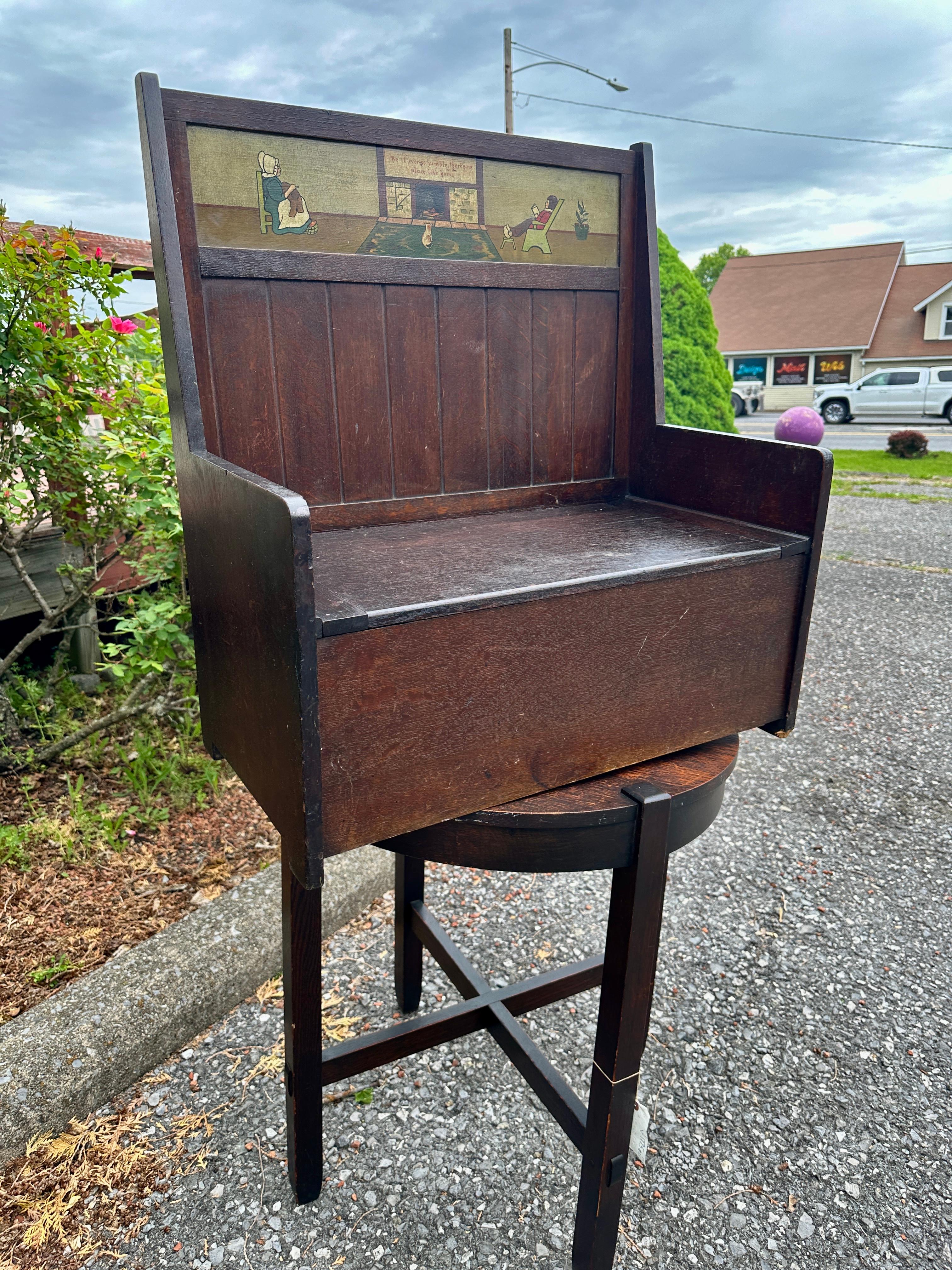 Panchina o seduta antica A.I.C. per bambini - epoca Stickley  W7950 In condizioni buone in vendita a Shamokin Dam, PA
