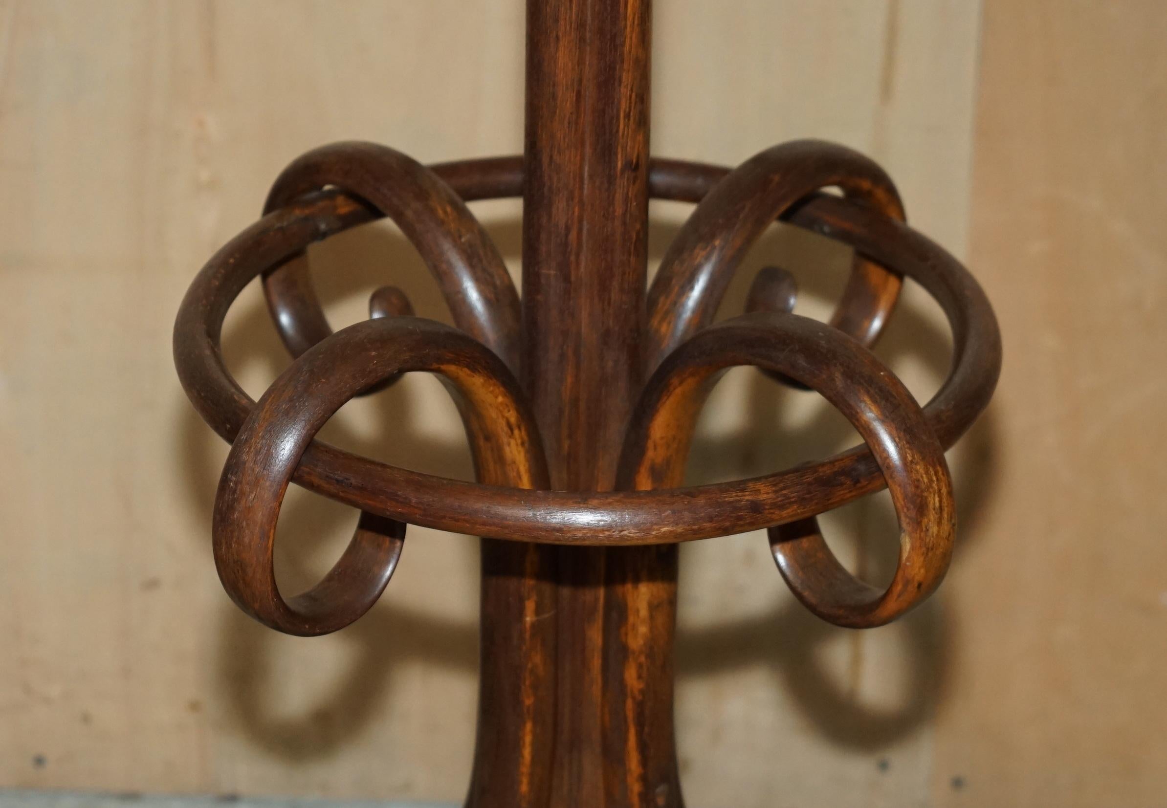 Fatto a mano ANTICO PORTACOTTE IN LEGNO TARDO VITTORIANO CON TIMBRO DI TONET del 1880 in vendita