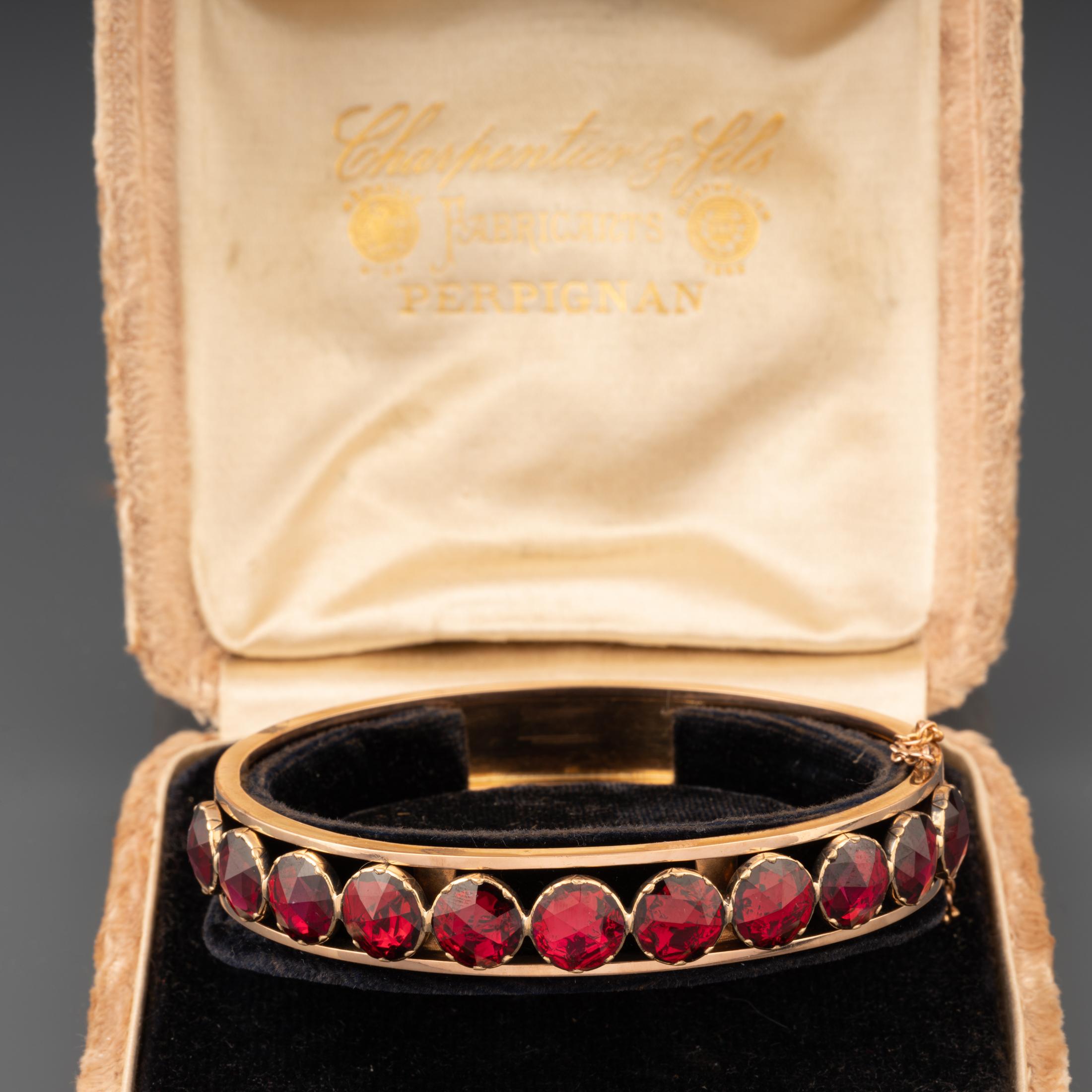 Antikes Perpignan-Armband aus Gold und Granaten im Zustand „Gut“ im Angebot in Saint-Ouen, FR