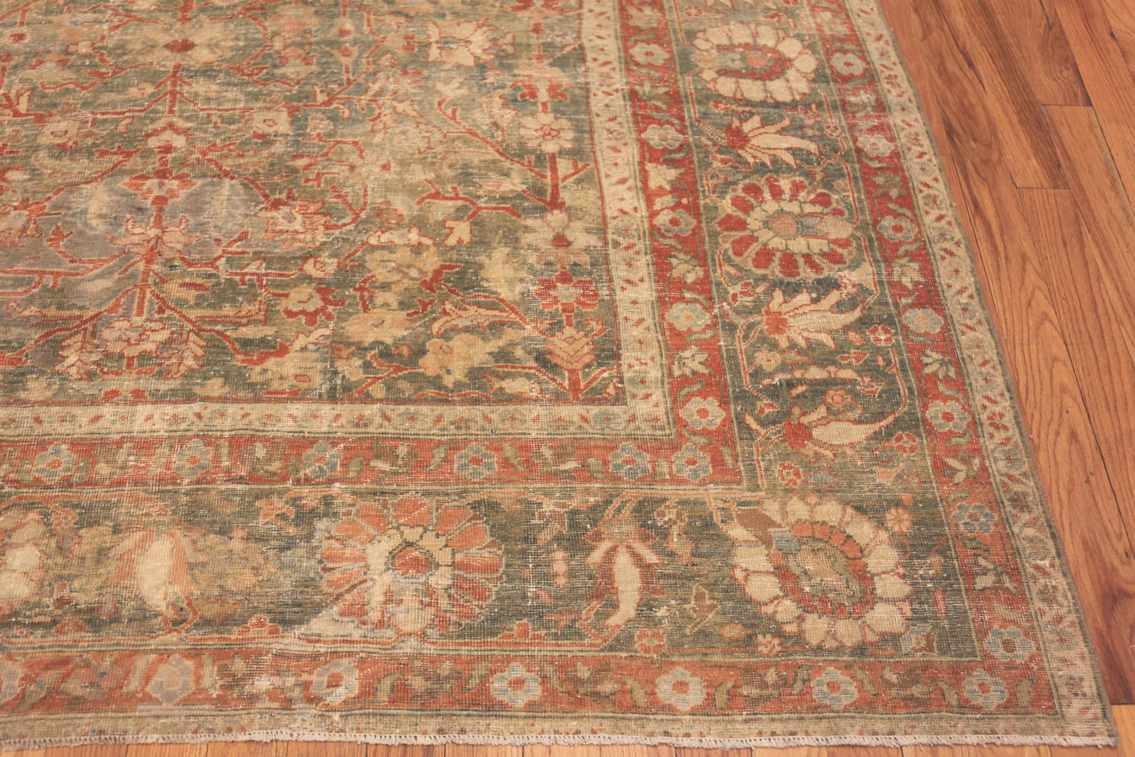 Antique Persian Sultanabad Rug. 10 ft 9 in x 12 ft 9 in In Good Condition For Sale In New York, NY