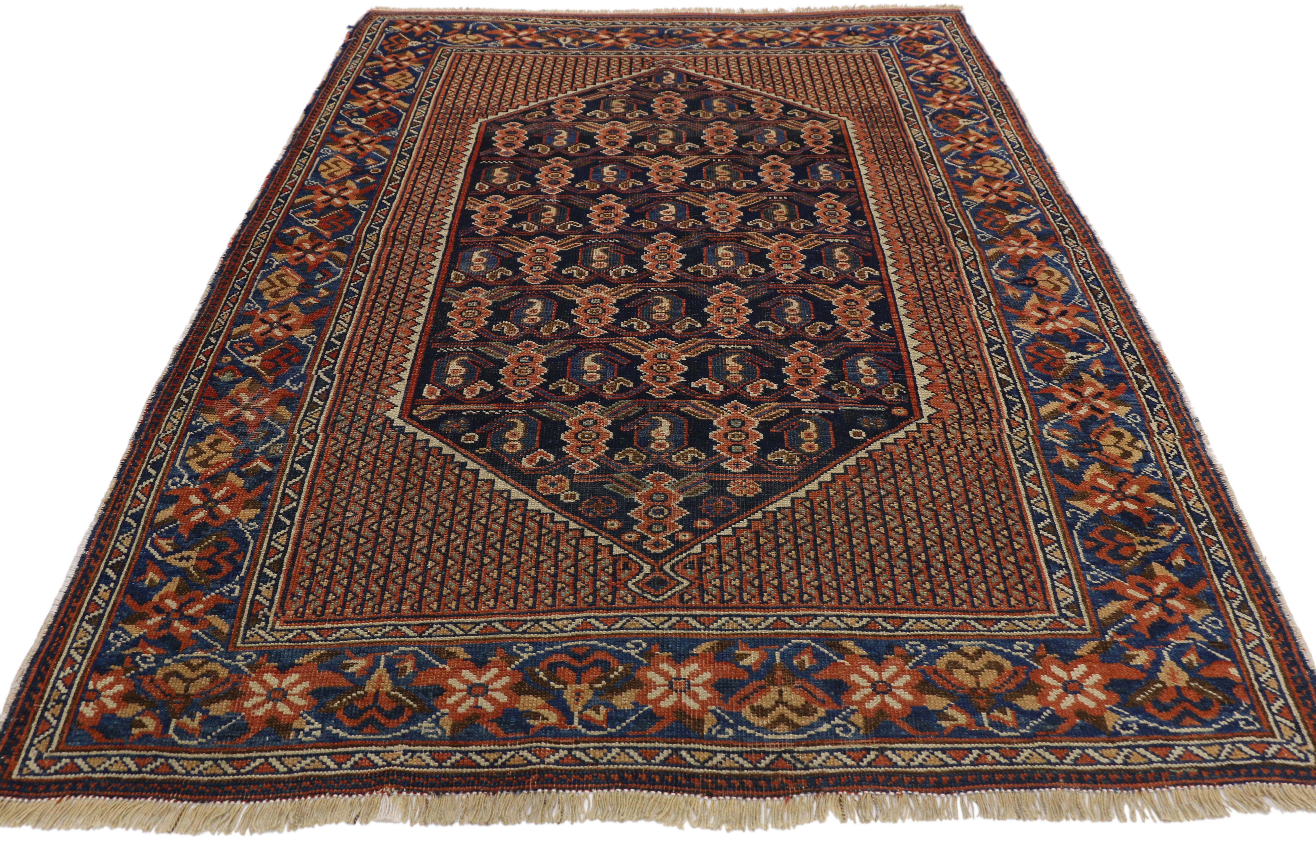 Tribale Tappeto persiano Afshar antico con design Boteh e stile moderno di metà secolo in vendita