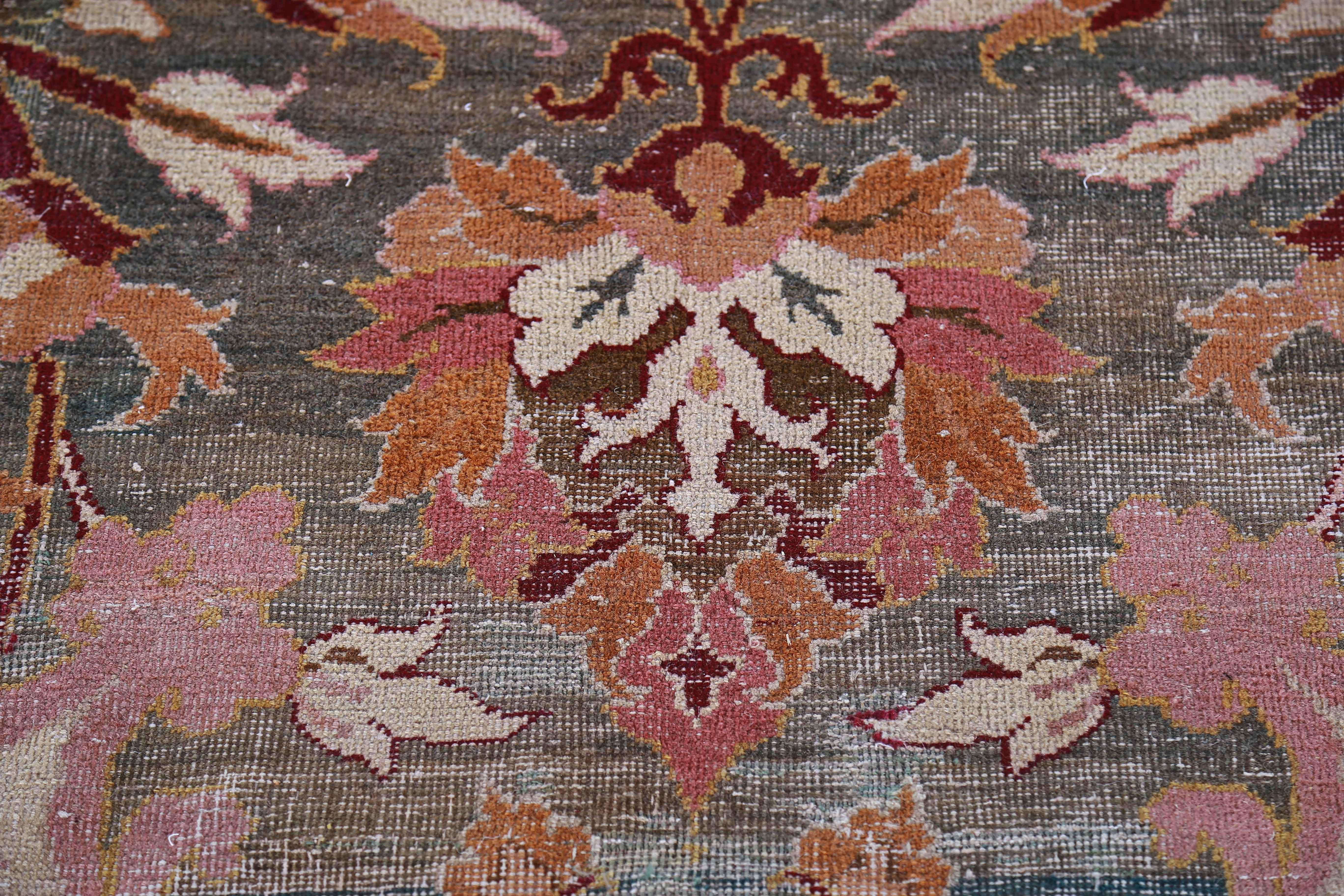 Tapis persan ancien à motif Agra Excellent état - En vente à Dallas, TX