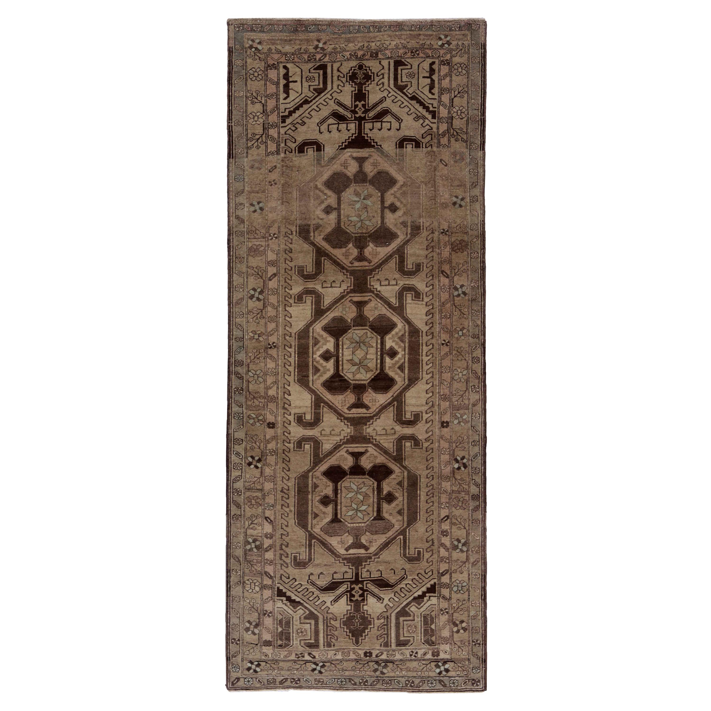 Tapis persan ancien design azerbaïdjan