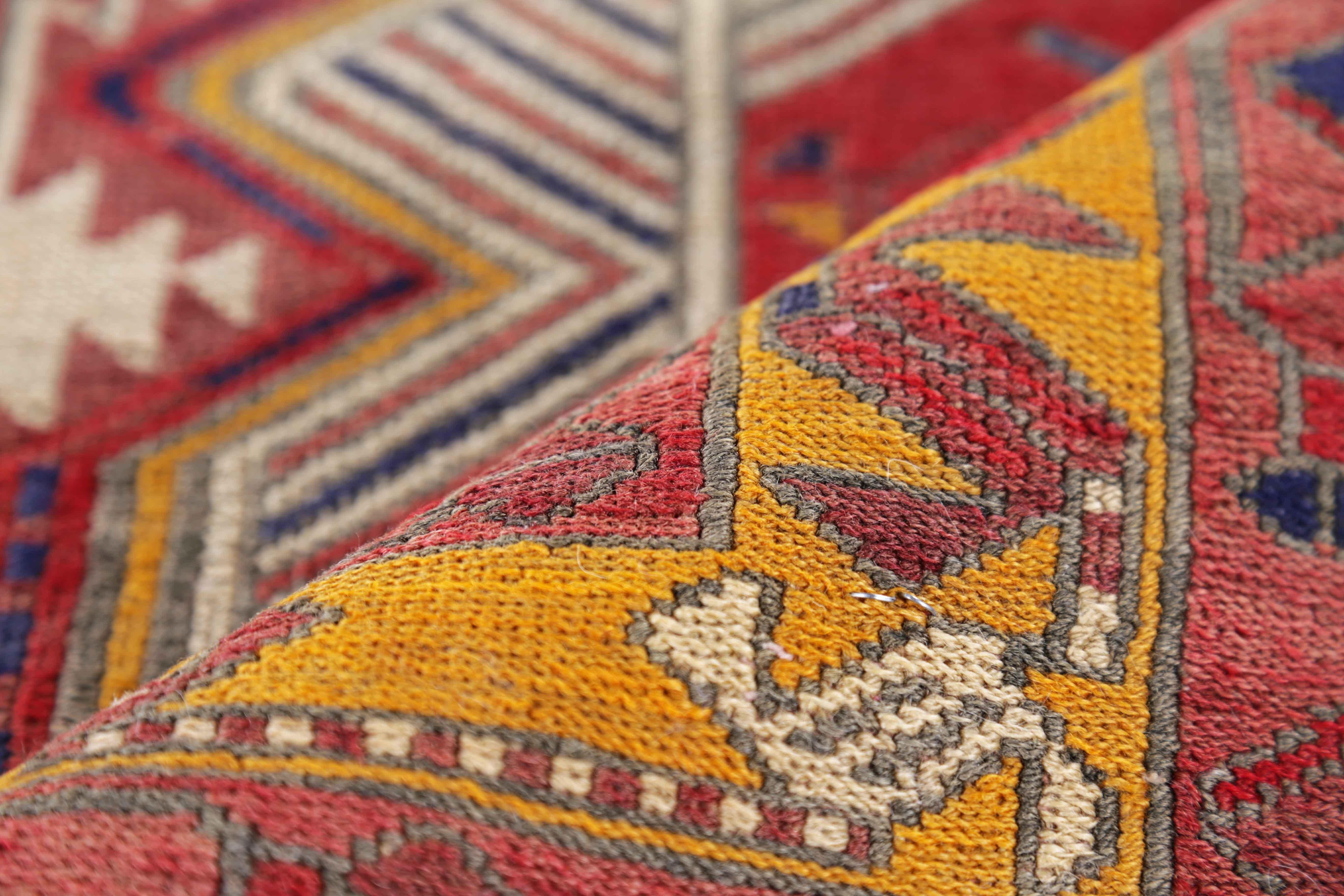 Laine Tapis persan ancien design azerbaïdjan en vente