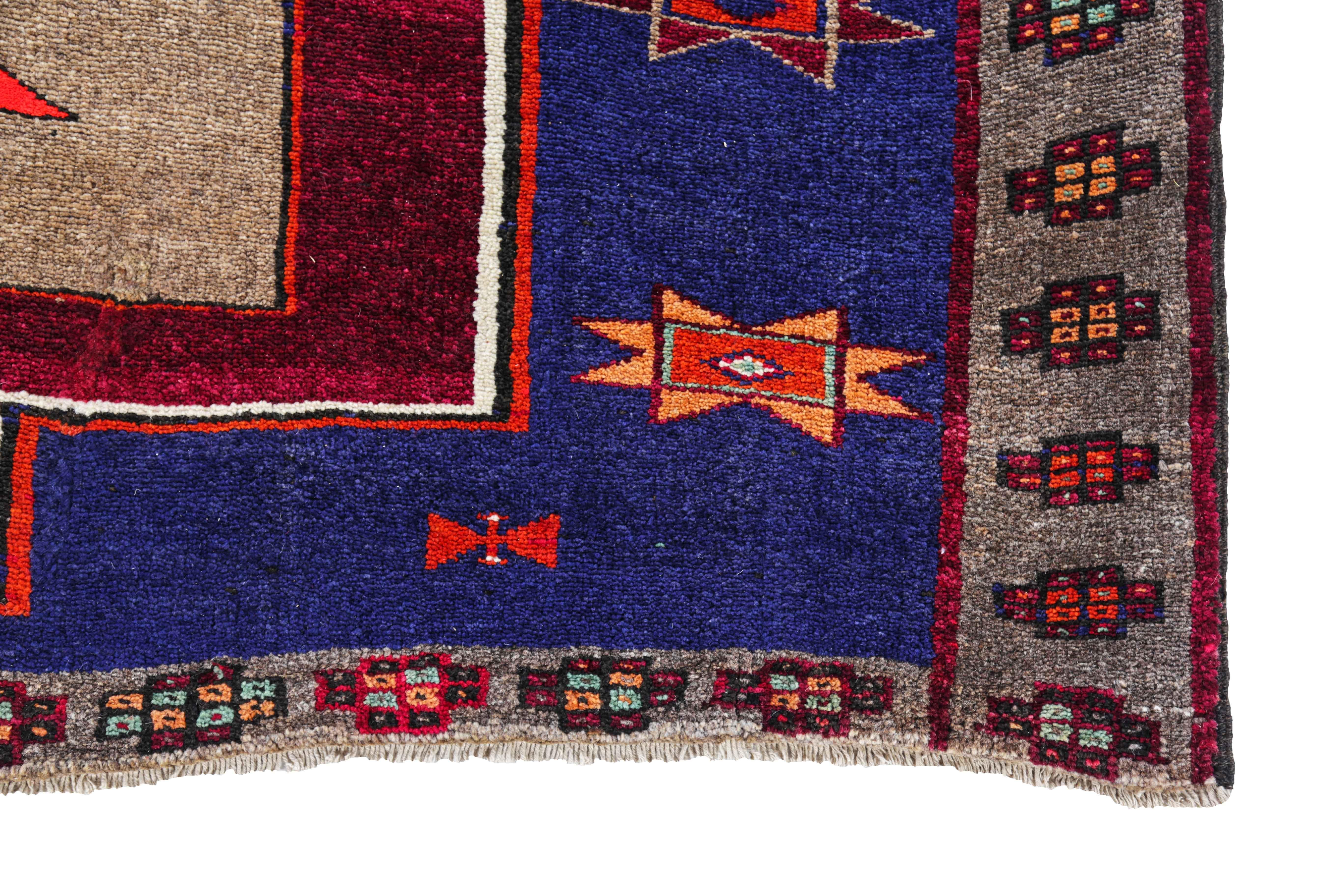 Alfombra Persa Antigua Azerbaiyán Design siglo XX en venta