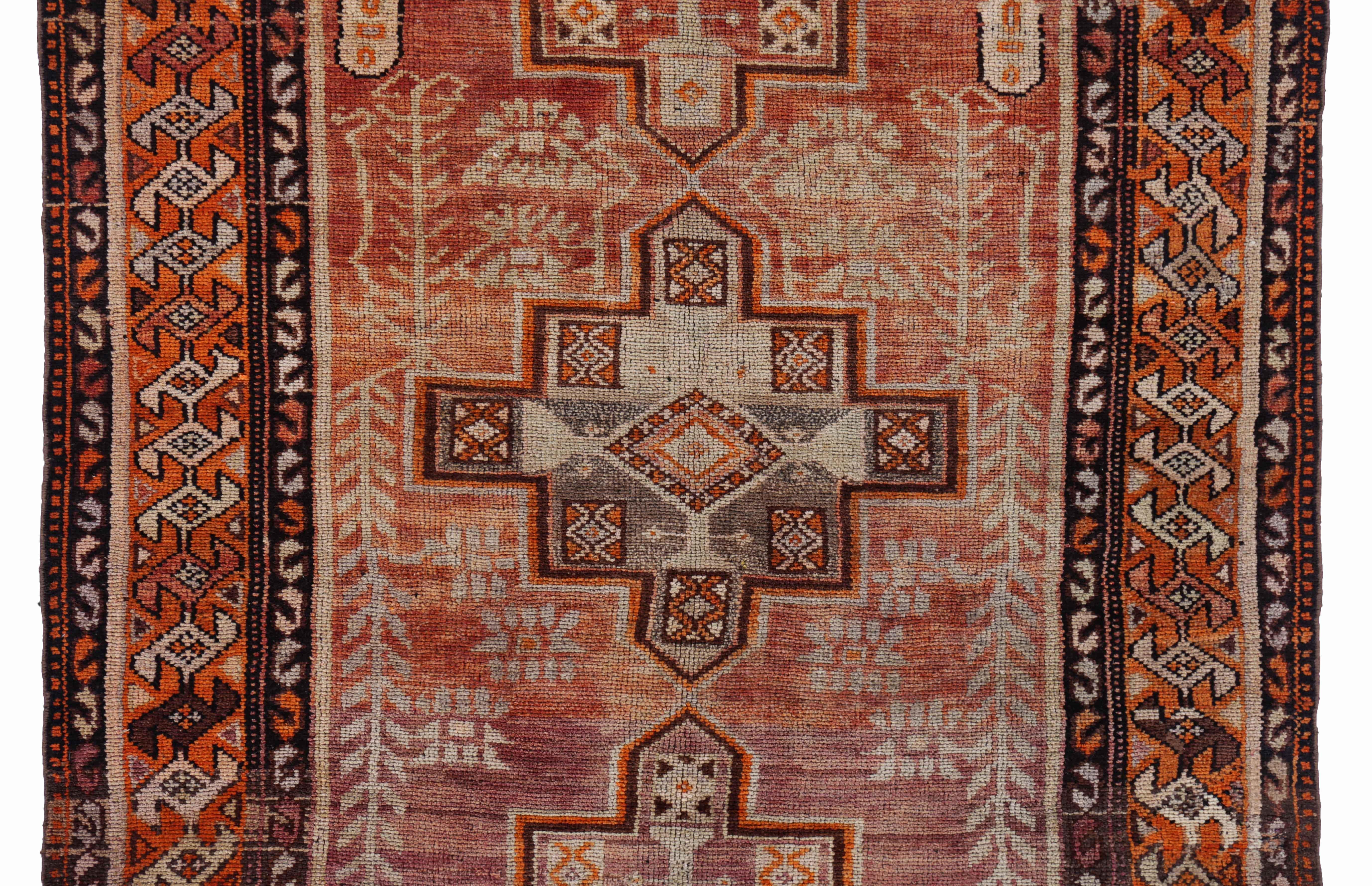 Autre Tapis persan ancien design azerbaïdjan en vente
