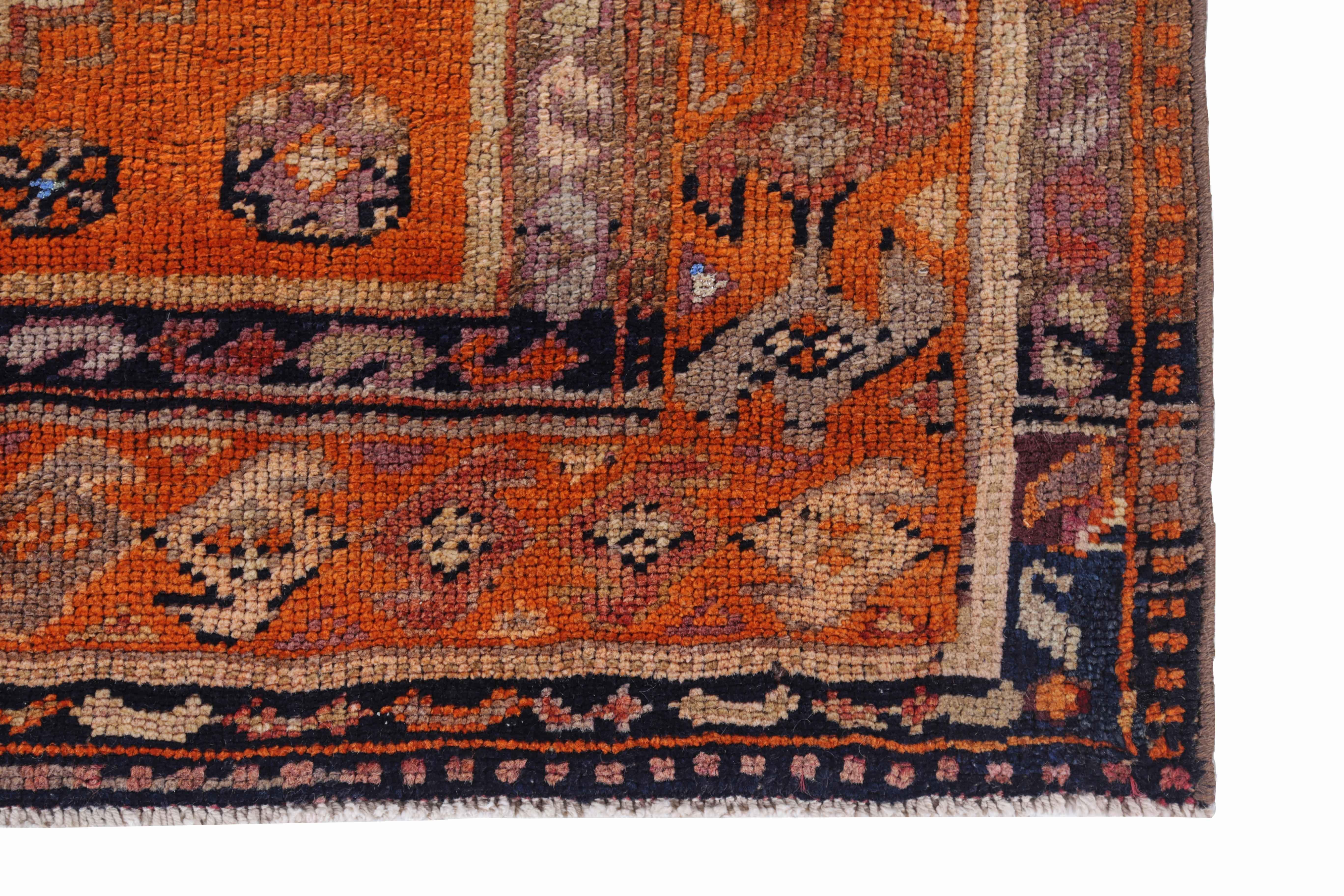 Tissé à la main Tapis persan ancien design azerbaïdjan en vente