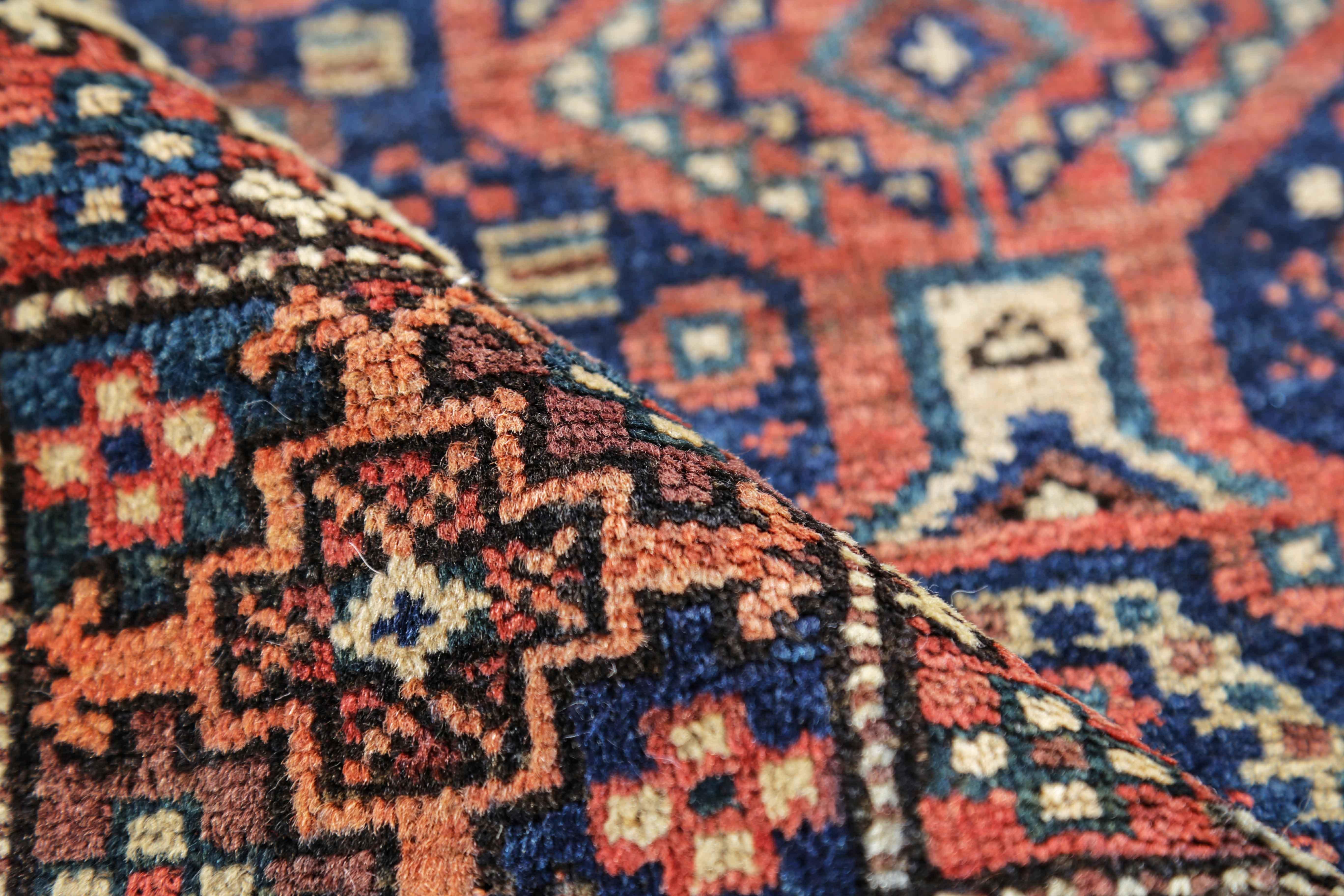 Antique Persian Area Rug Balouch Design In Excellent Condition For Sale In Dallas, TX