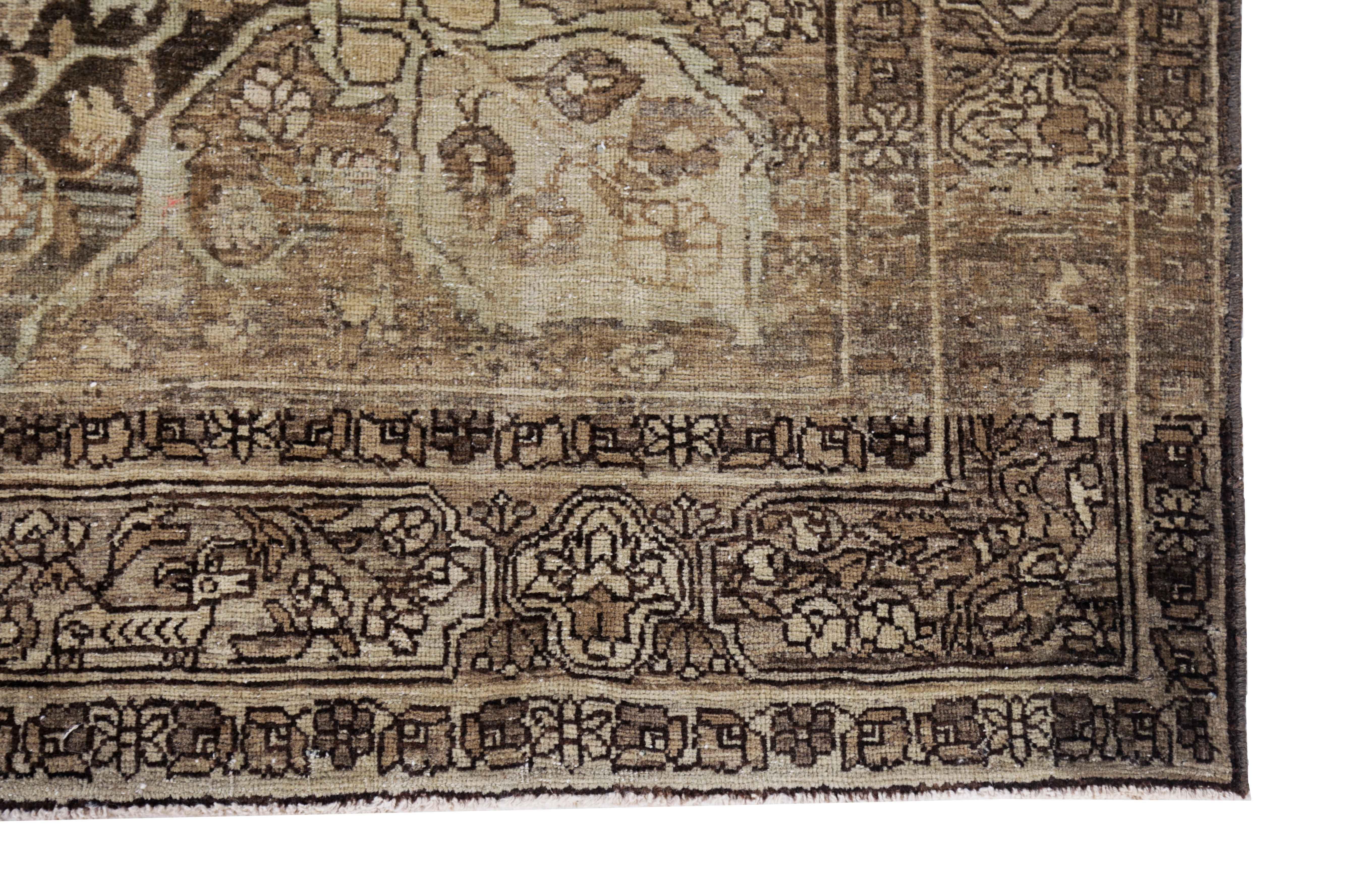 Autre Tapis persan ancien design Bijar en vente