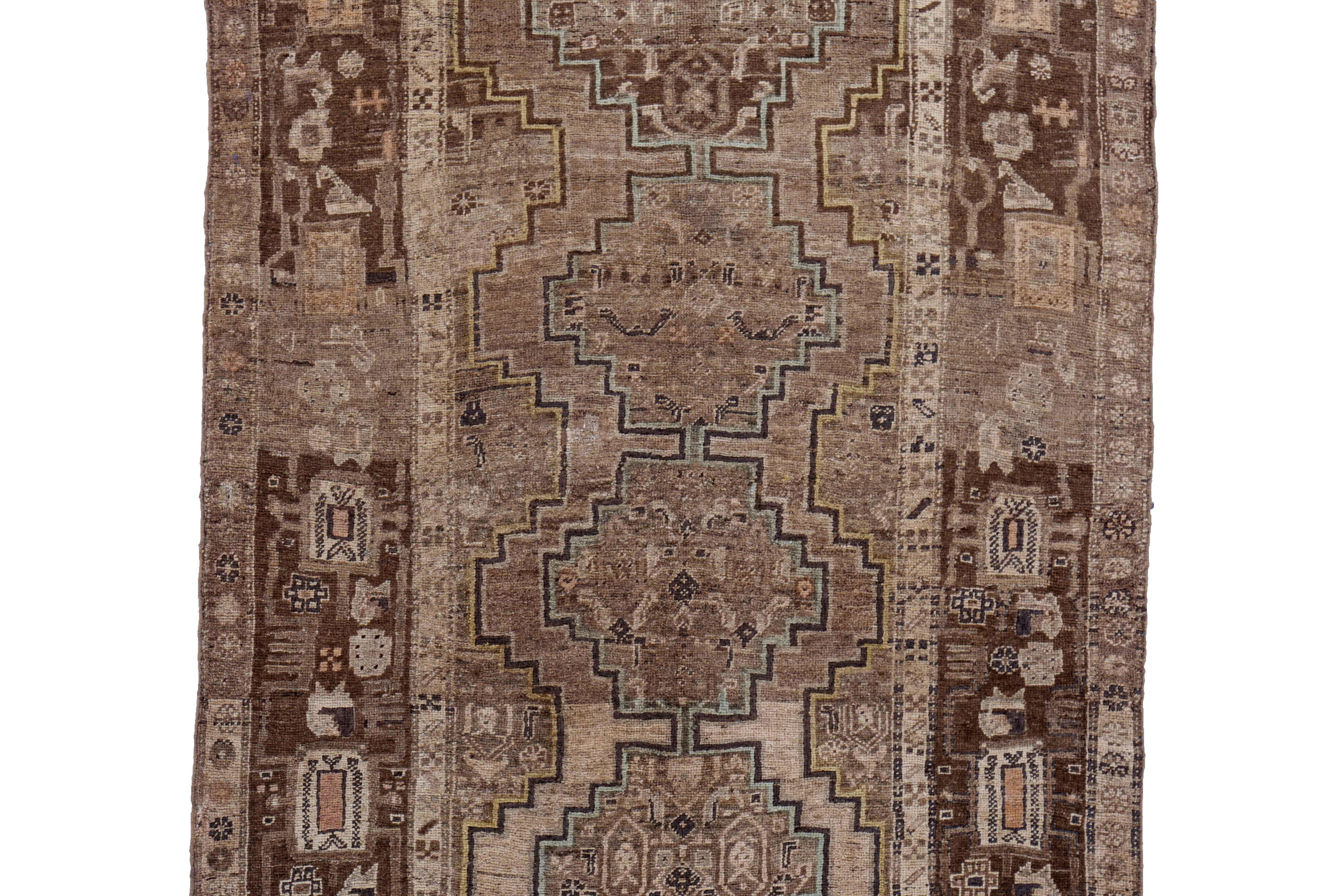 Autre Tapis persan ancien design Bijar en vente