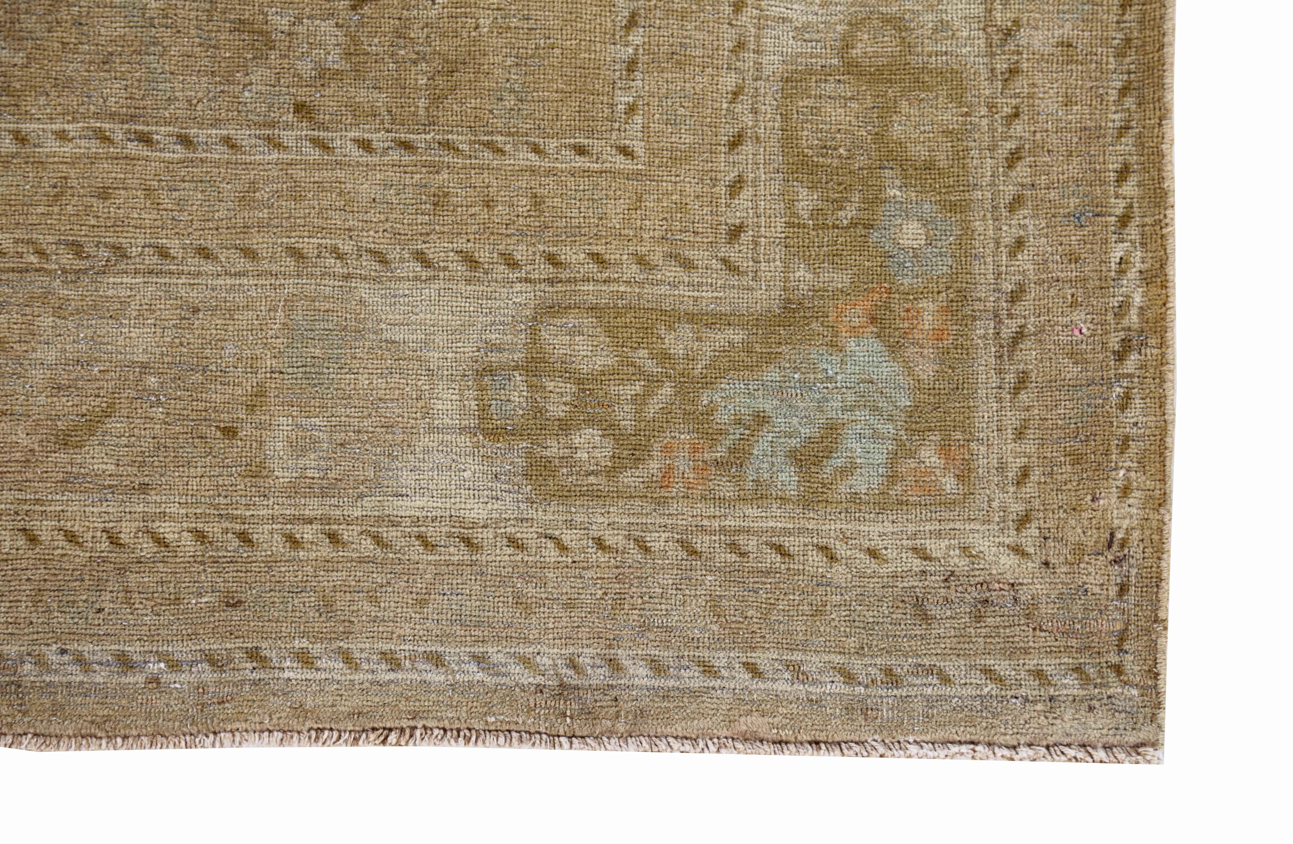 Perse Tapis persan ancien design Bijar en vente