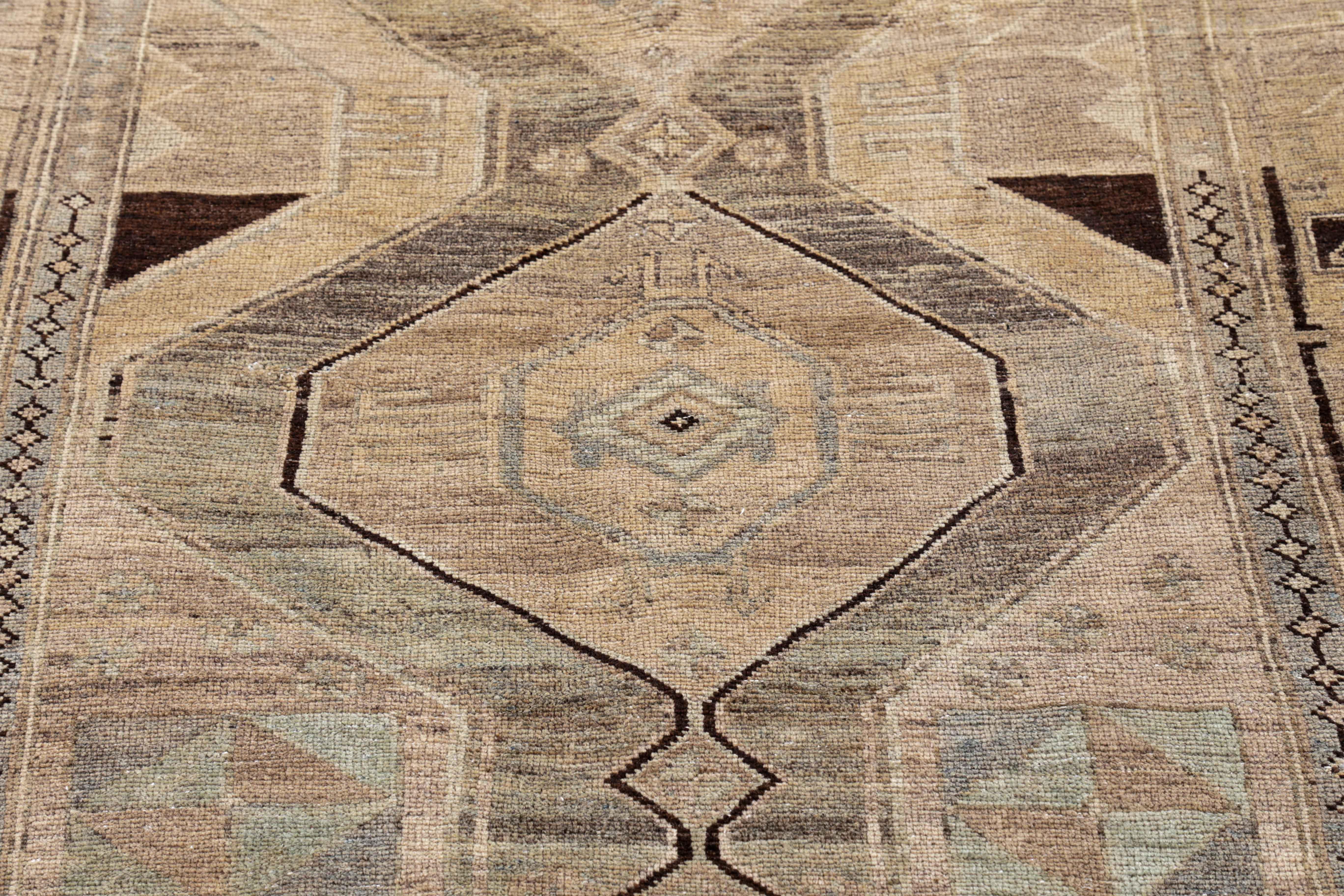 Antiker persischer Teppich im Bijar-Design (Persisch) im Angebot