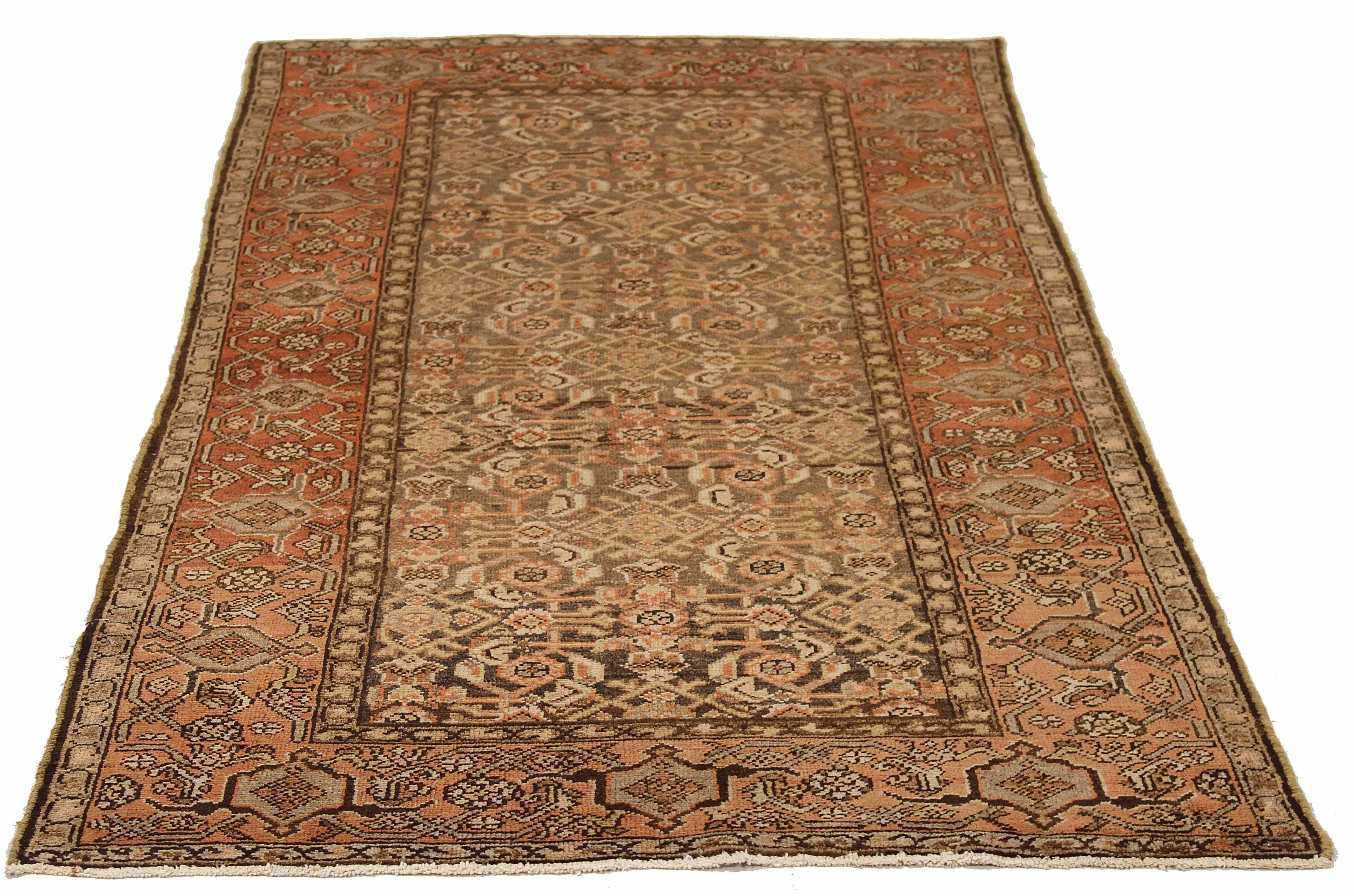 Antique Persian Area Rug - Handcrafted with Premium Sheep's Wool & Eco-Friendly Vegetable Dyes

Experience the timeless beauty of a handcrafted antique Persian area rug, woven from the finest sheep's wool and colored with all-natural,