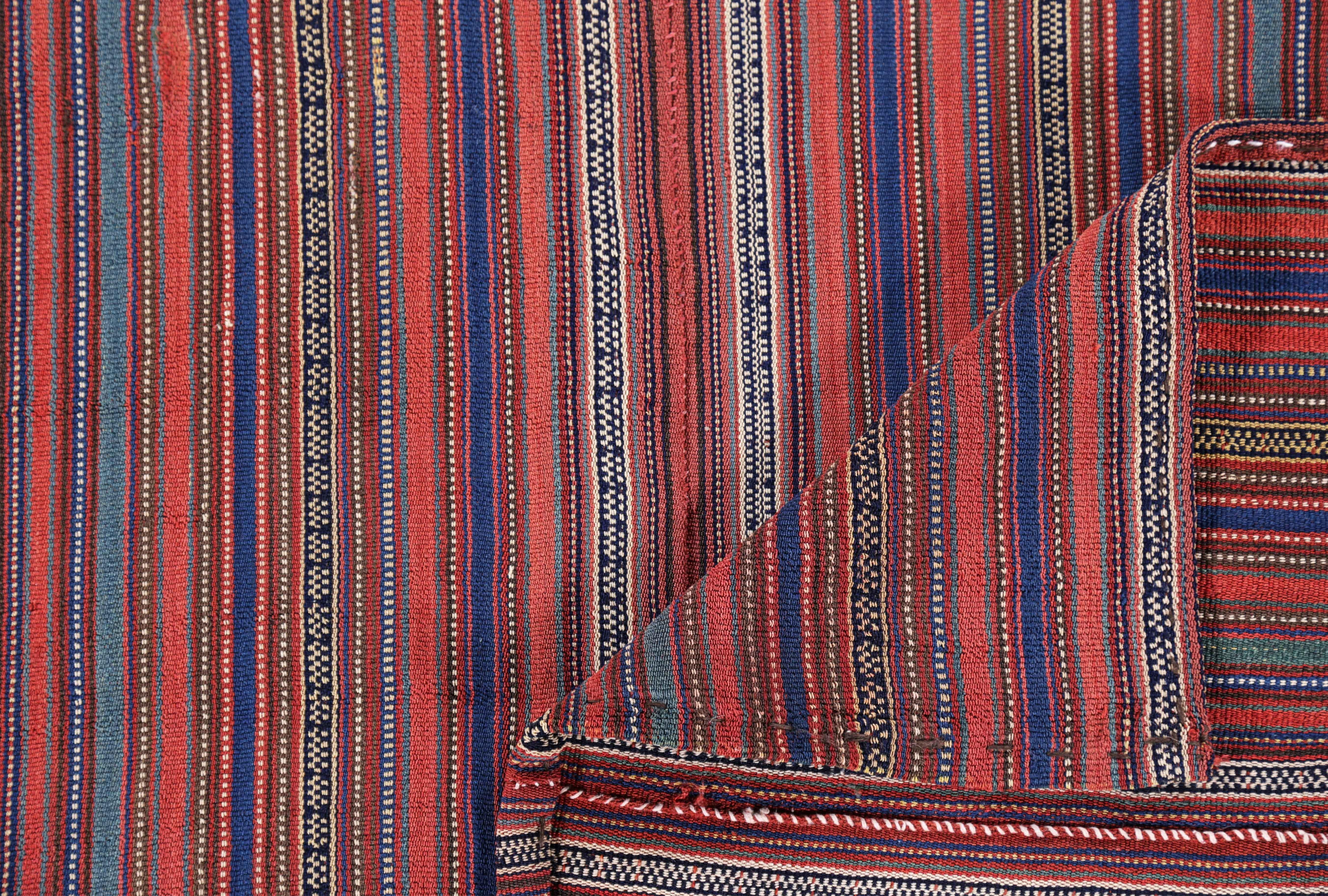 Tapis persan ancien design Jajim Excellent état - En vente à Dallas, TX