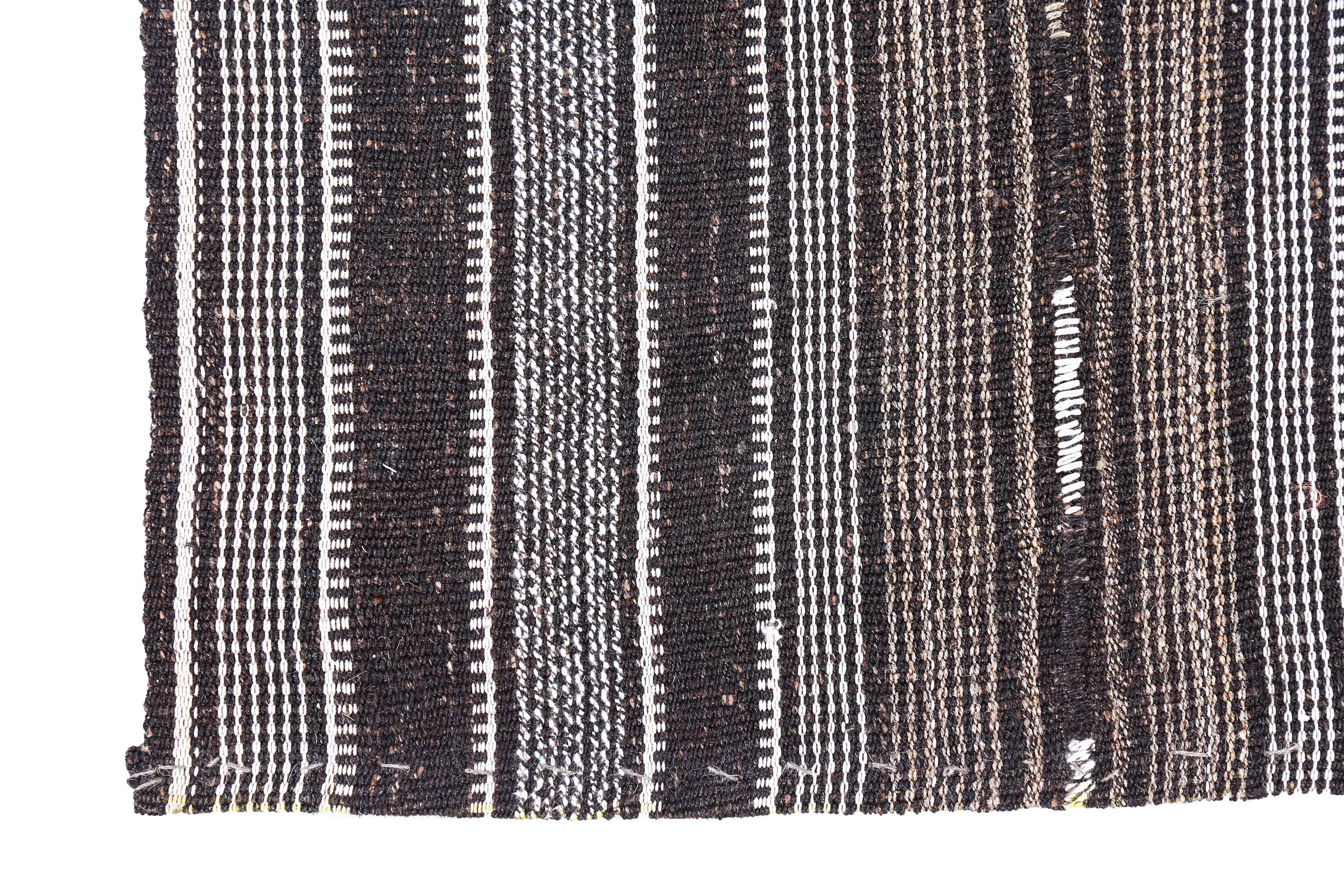 Perse Tapis persan ancien design Jajim en vente