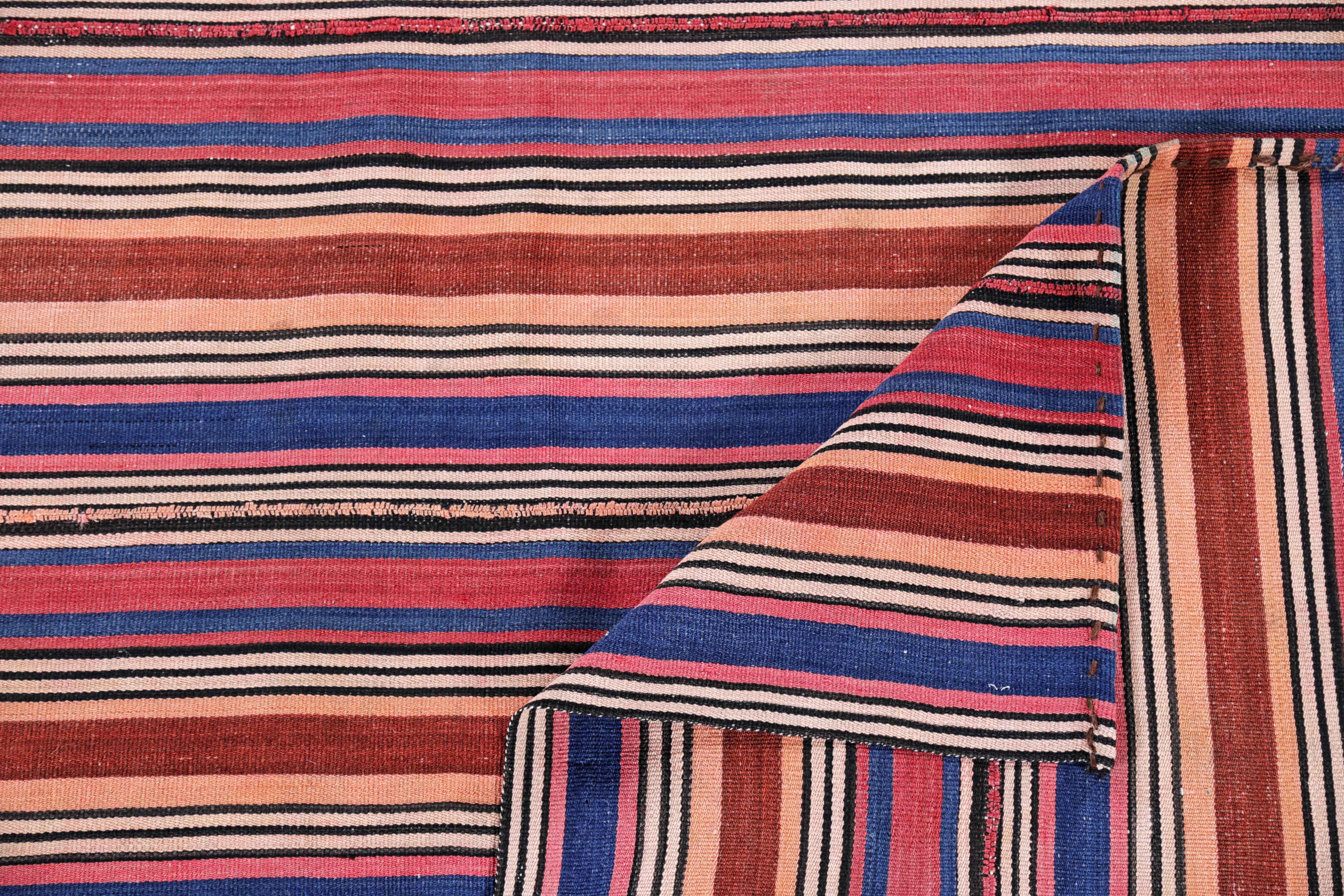 Tapis persan ancien design Jajim Excellent état - En vente à Dallas, TX