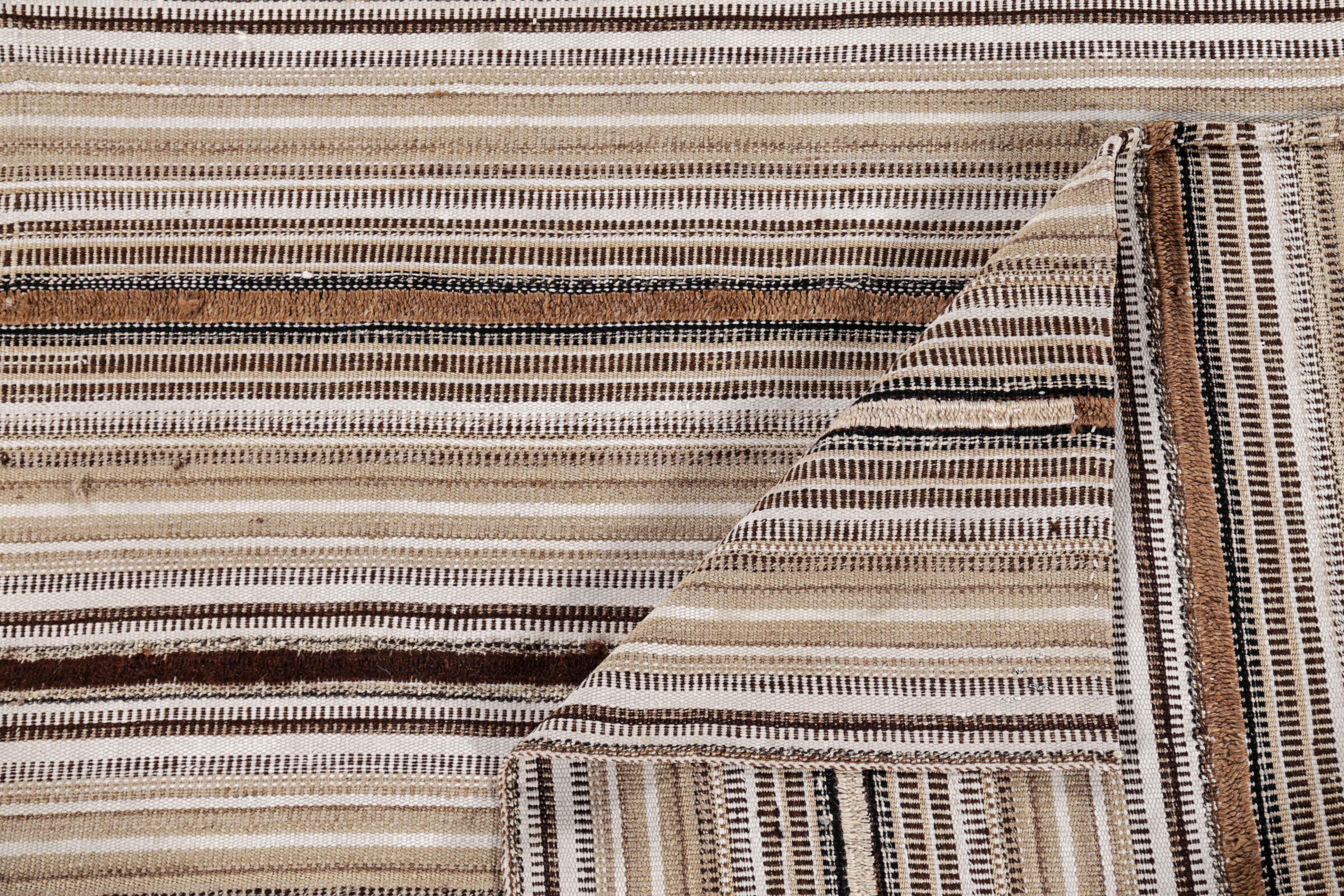 Antiker persischer Teppich mit Jajim-Muster im Zustand „Hervorragend“ im Angebot in Dallas, TX