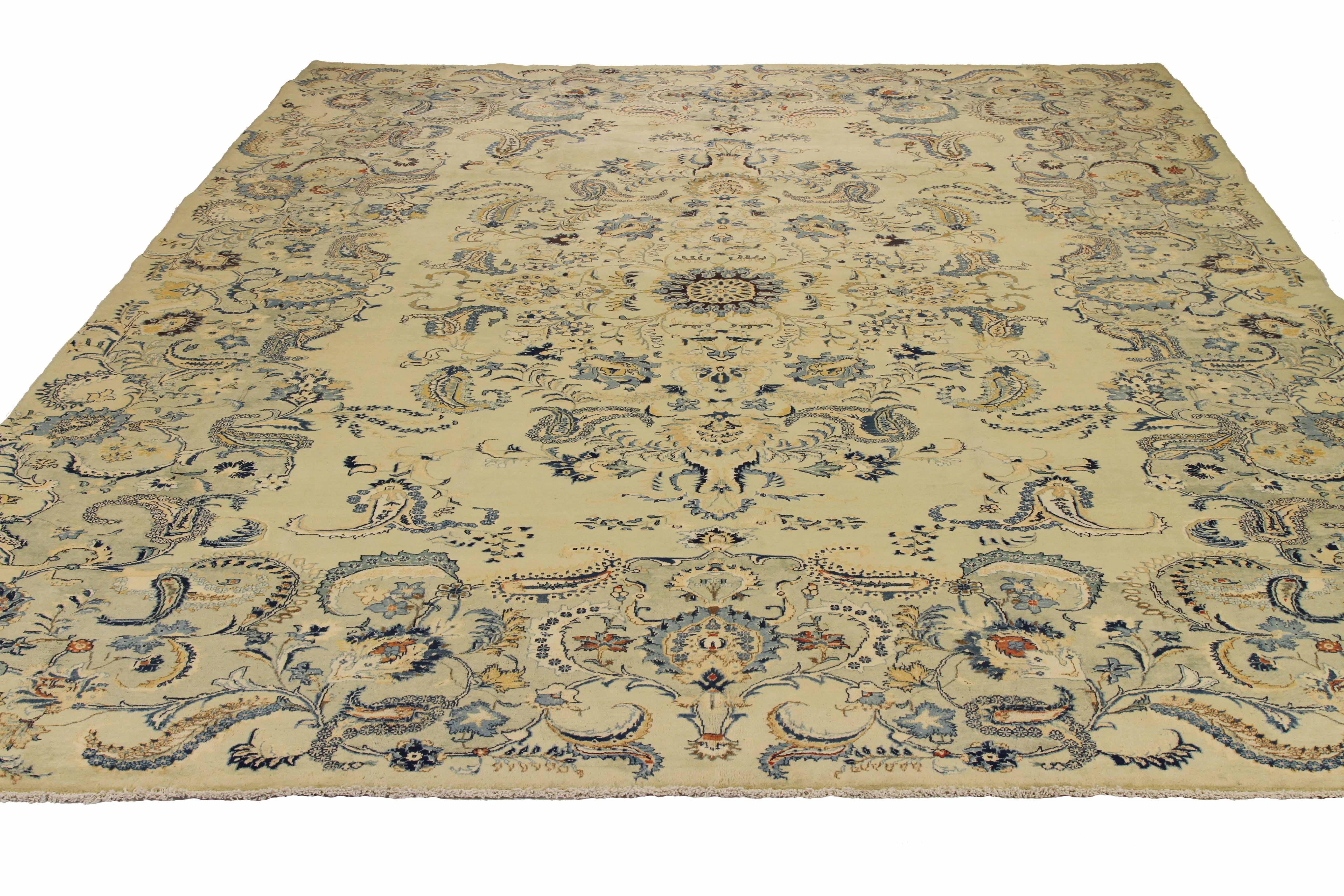 Antique tapis persan, tissé à la main avec la meilleure laine de mouton, coloré avec des teintures végétales naturelles, design traditionnel Kashan, artisanat expert, s'intègre dans n'importe quel design d'intérieur, grande dimension 9'10