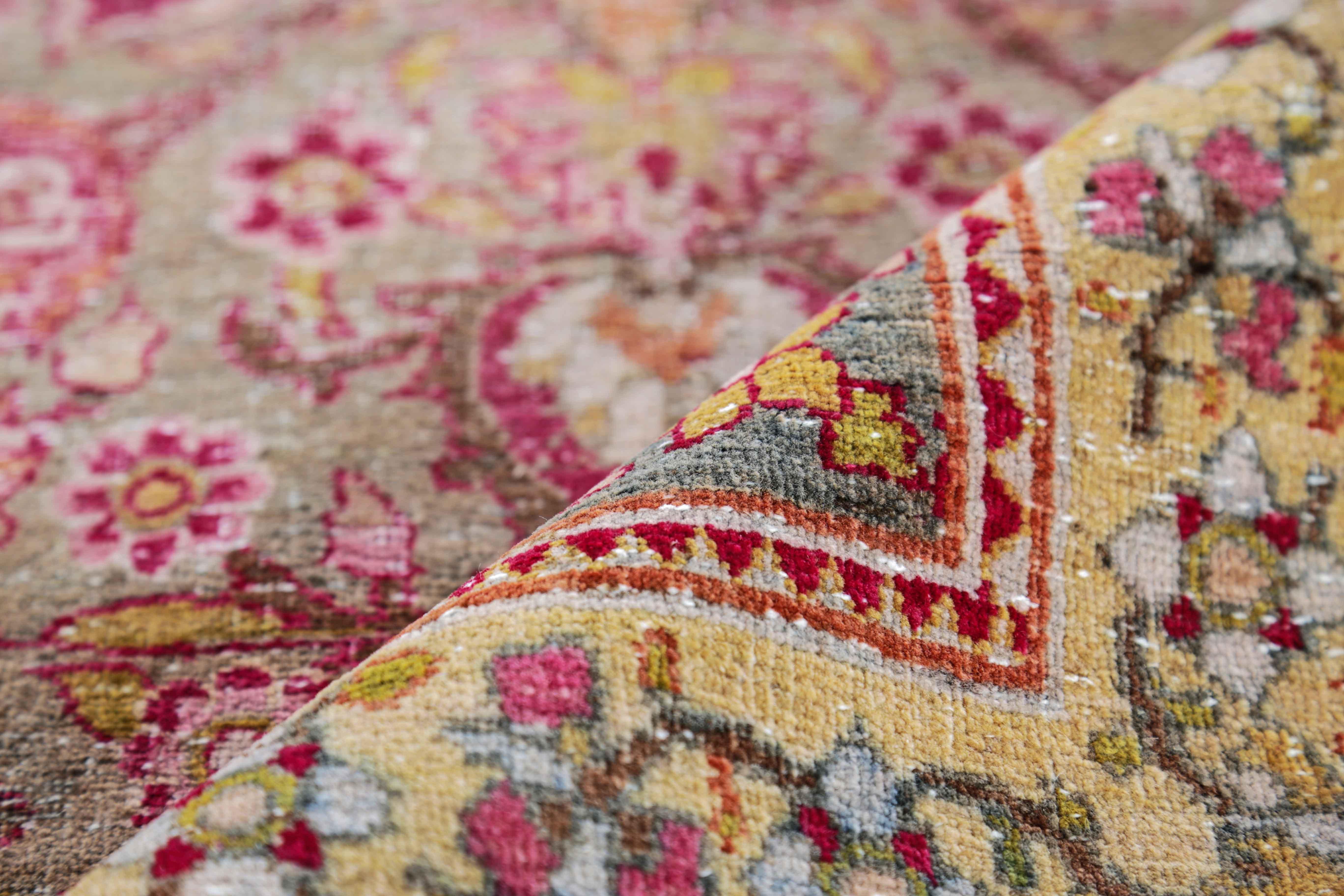 Tapis persan ancien à motif Kerman Excellent état - En vente à Dallas, TX