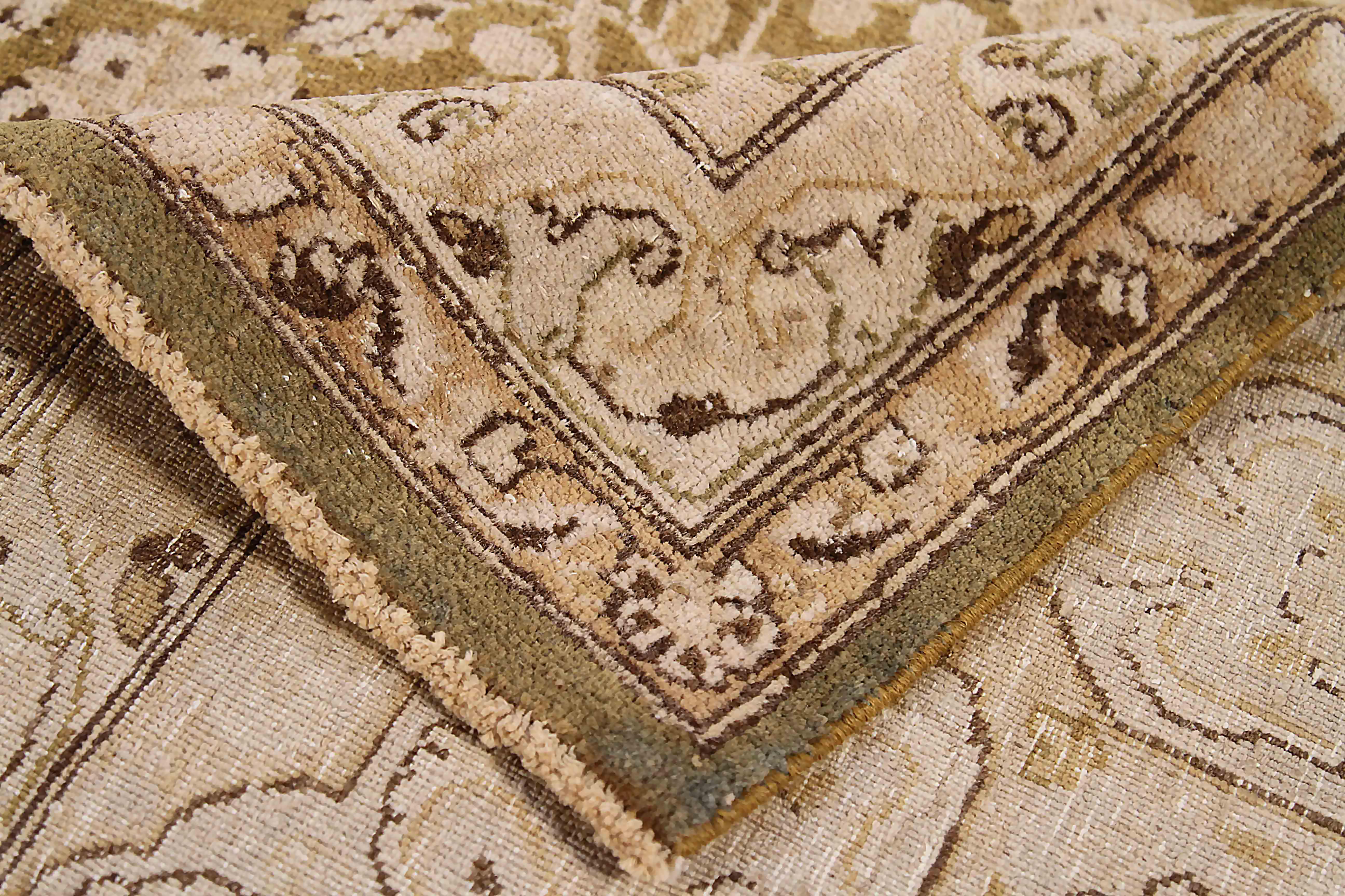 Antiker persischer Teppich im Kerman-Design (Persisch) im Angebot
