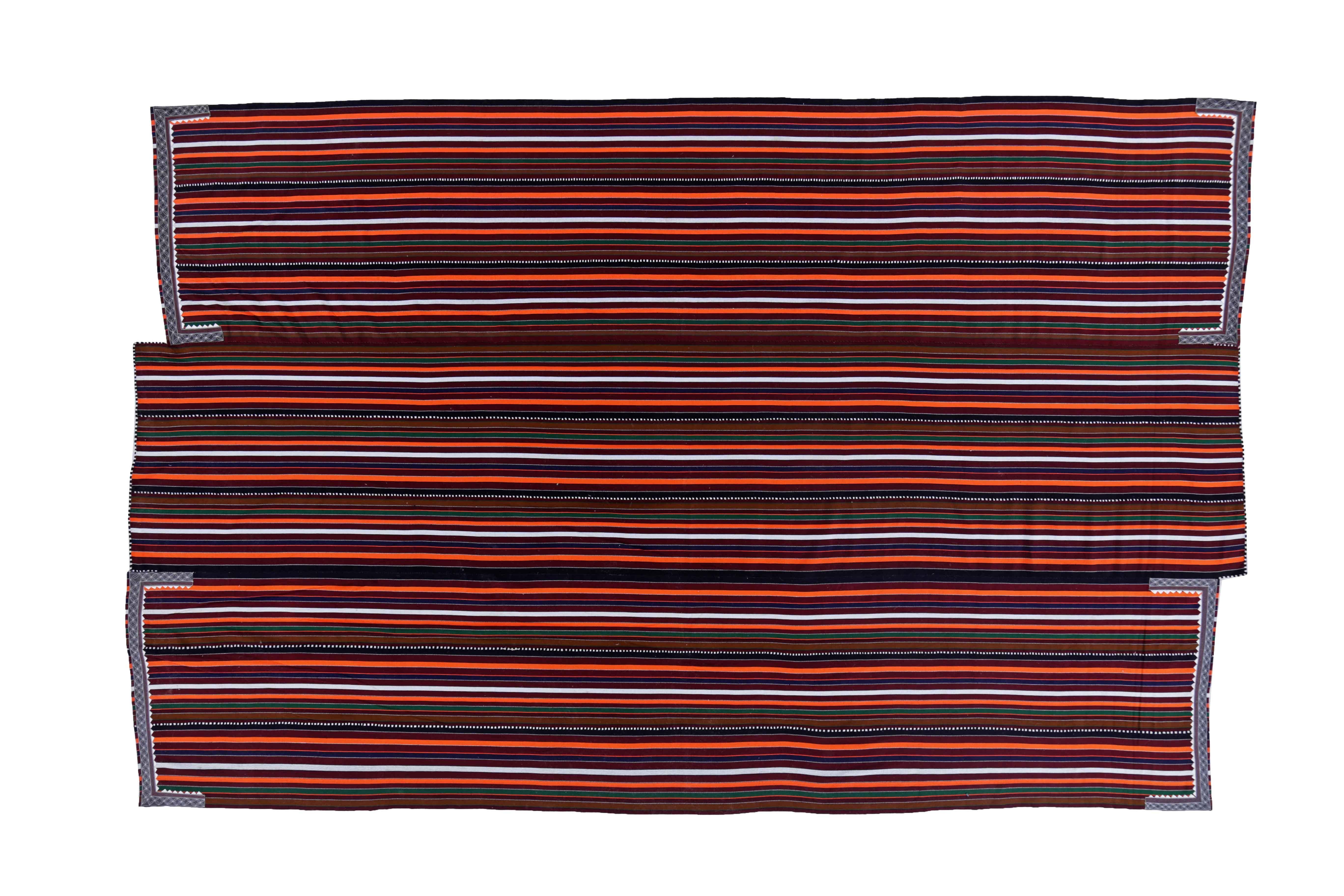 Persiano Antico tappeto persiano Rug & Kilim Design in vendita