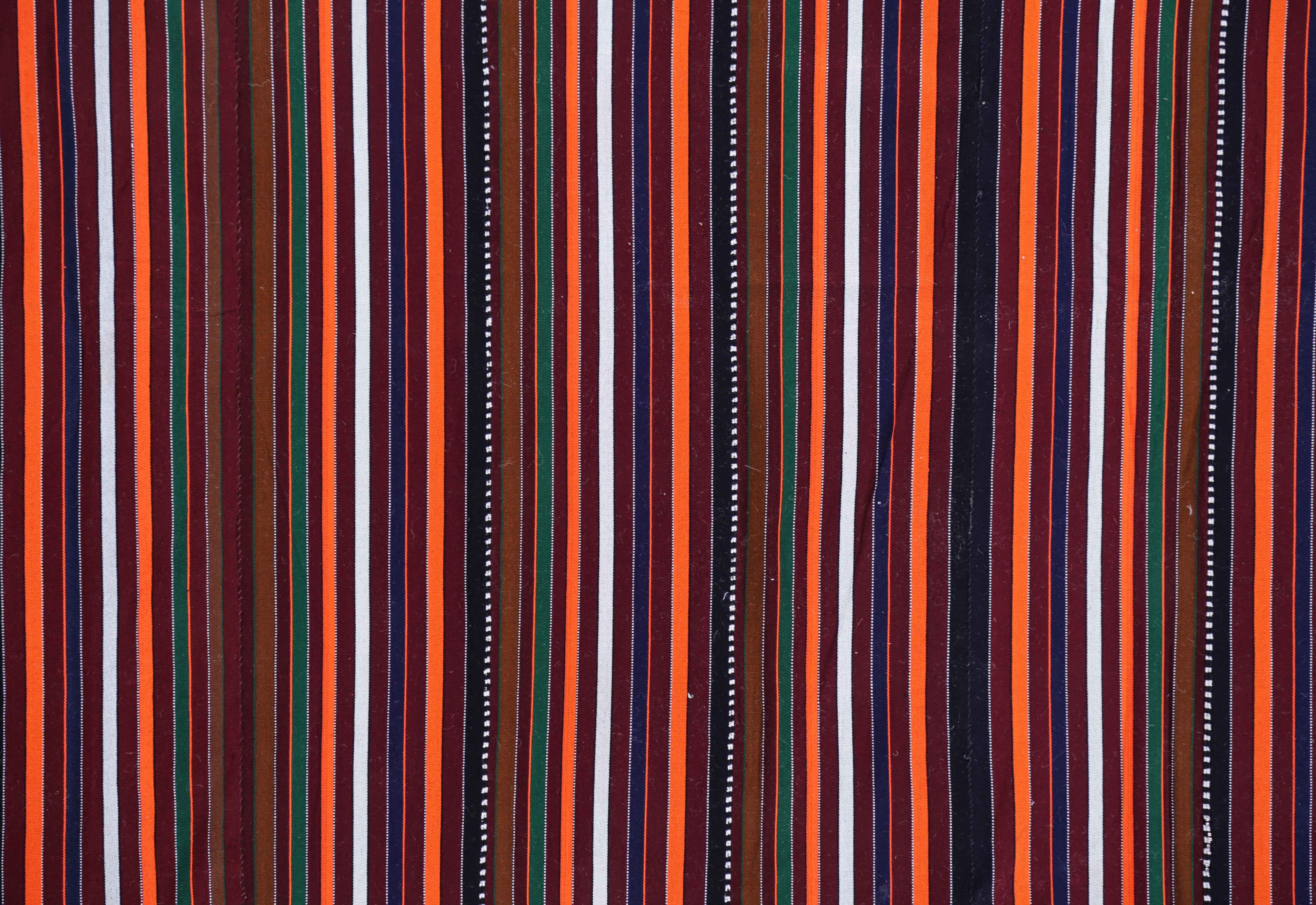 Tessuto a mano Antico tappeto persiano Rug & Kilim Design in vendita