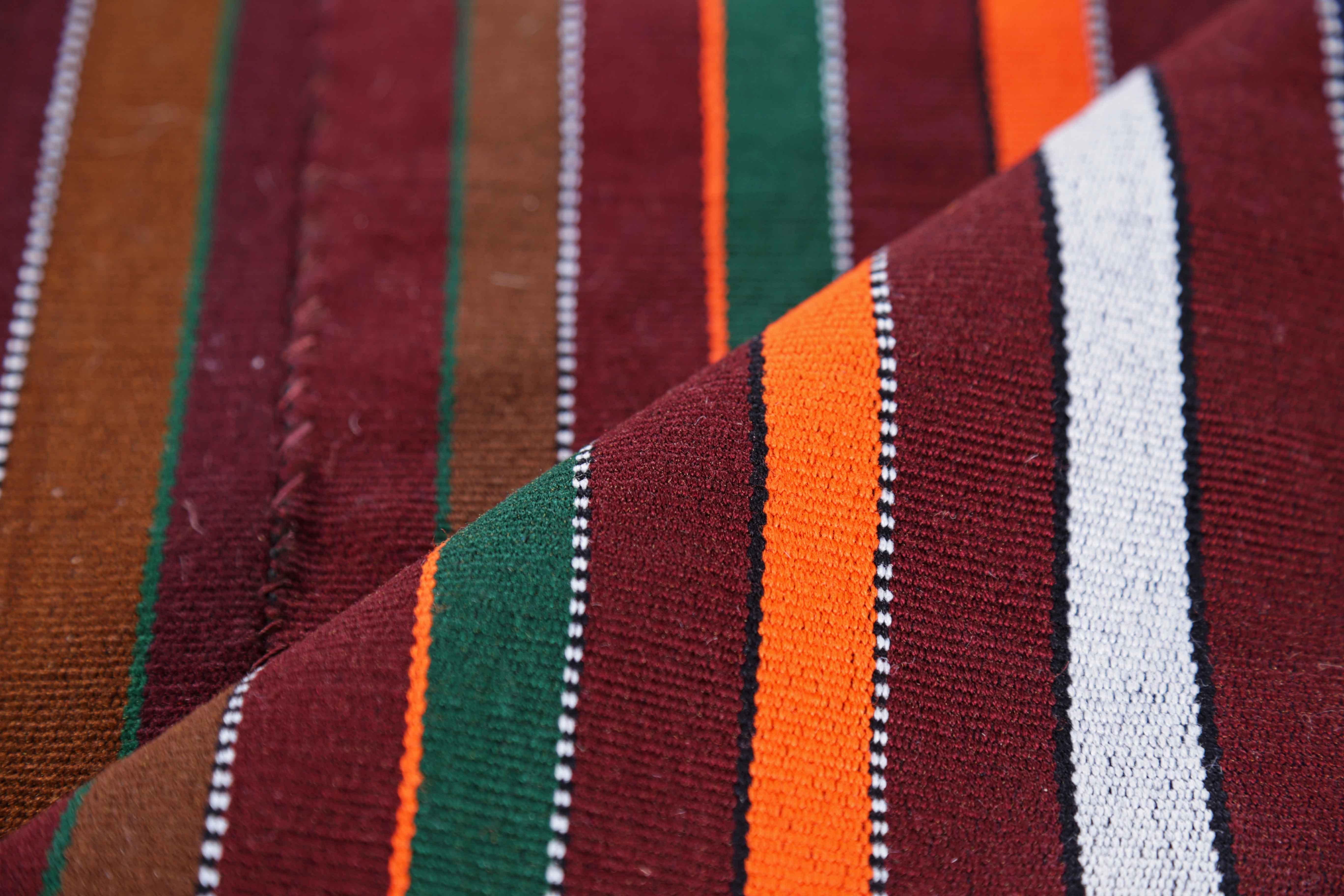 Antico tappeto persiano Rug & Kilim Design in vendita 1