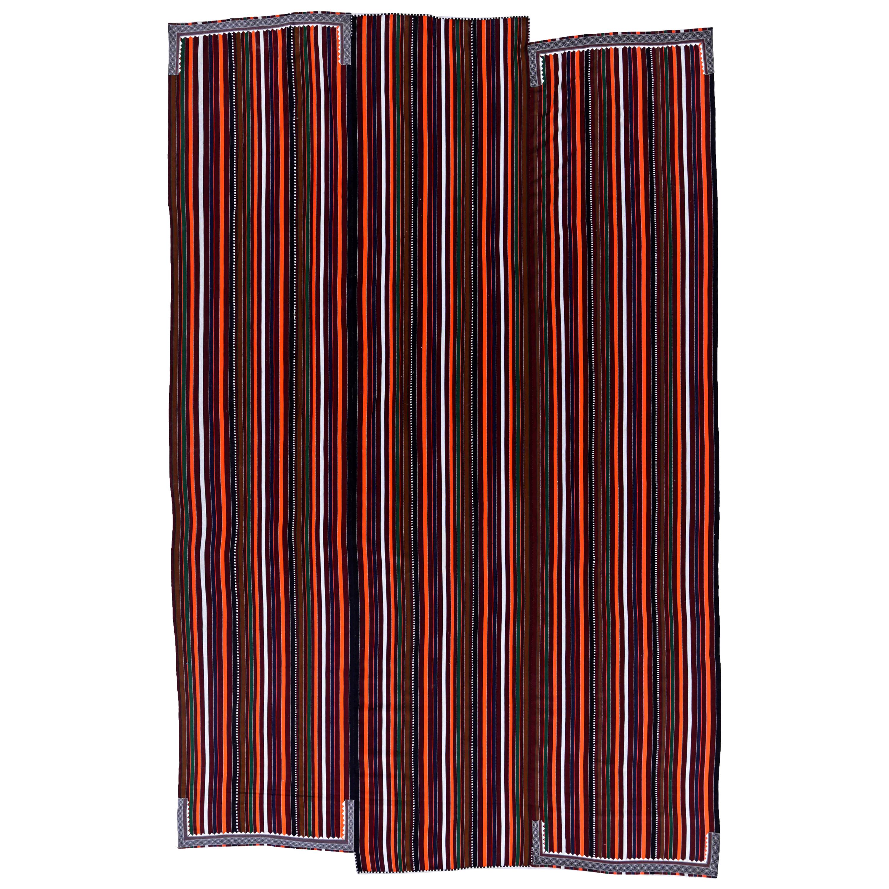 Antico tappeto persiano Rug & Kilim Design in vendita